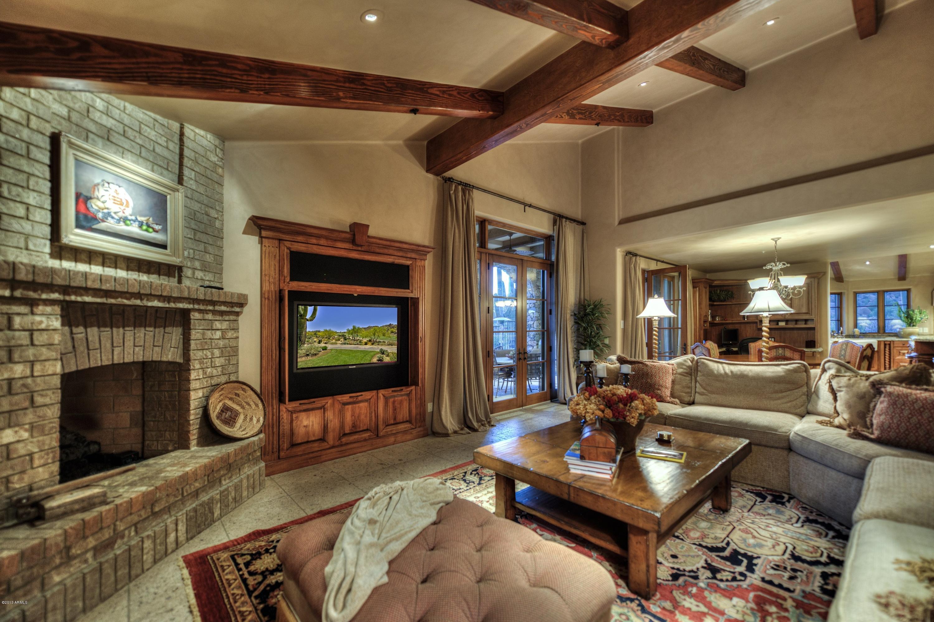 Estancia - Residential