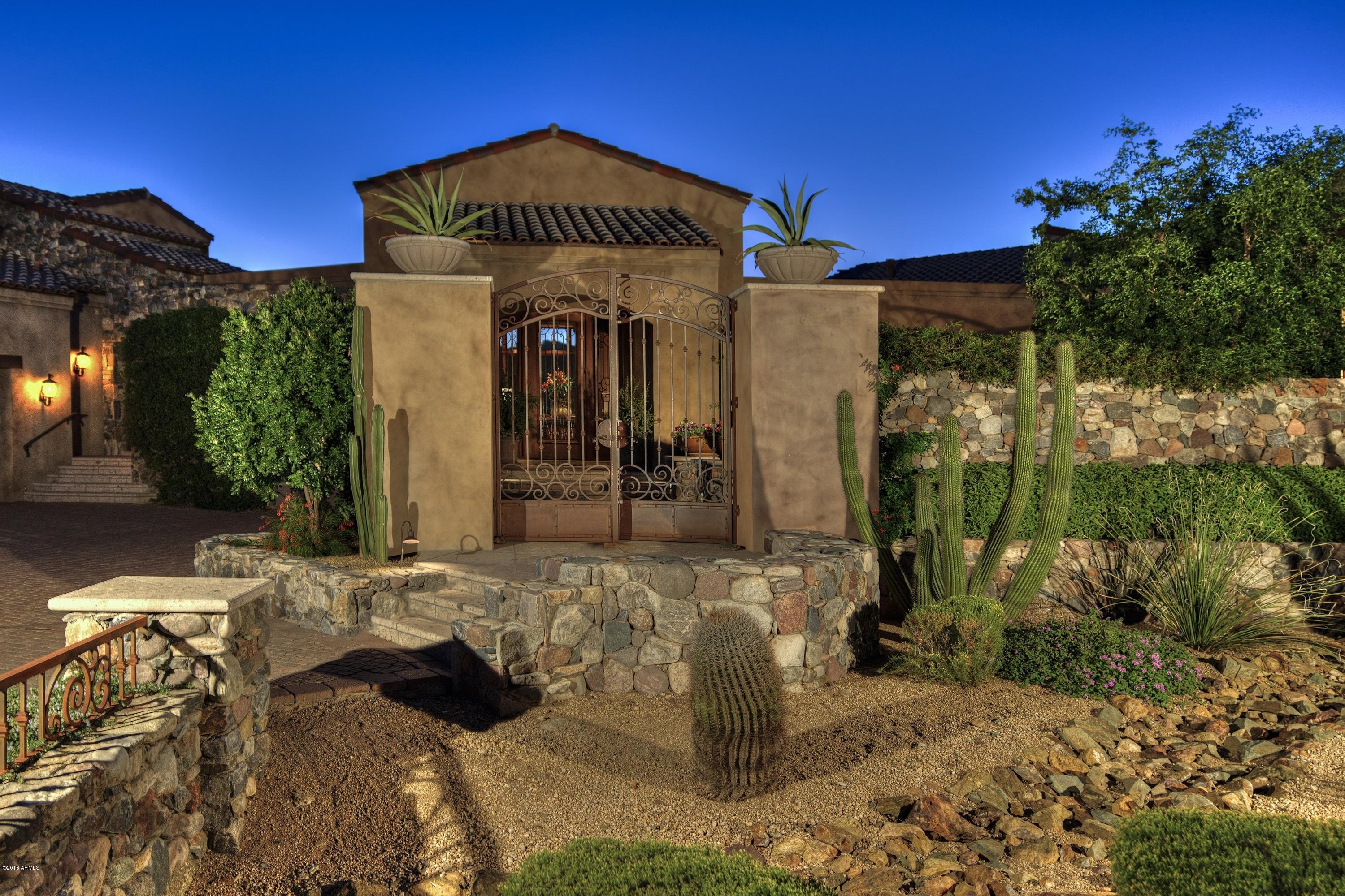 Estancia - Residential