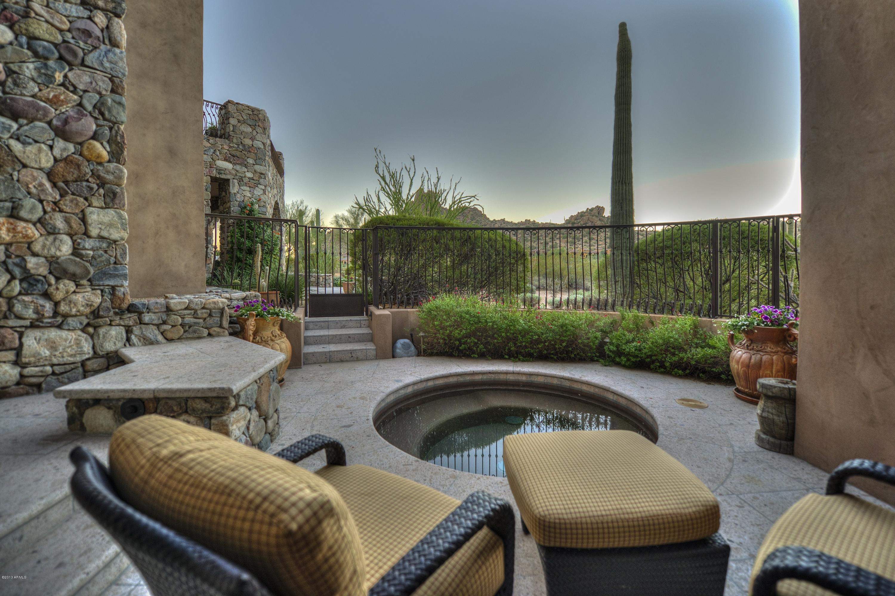 Estancia - Residential