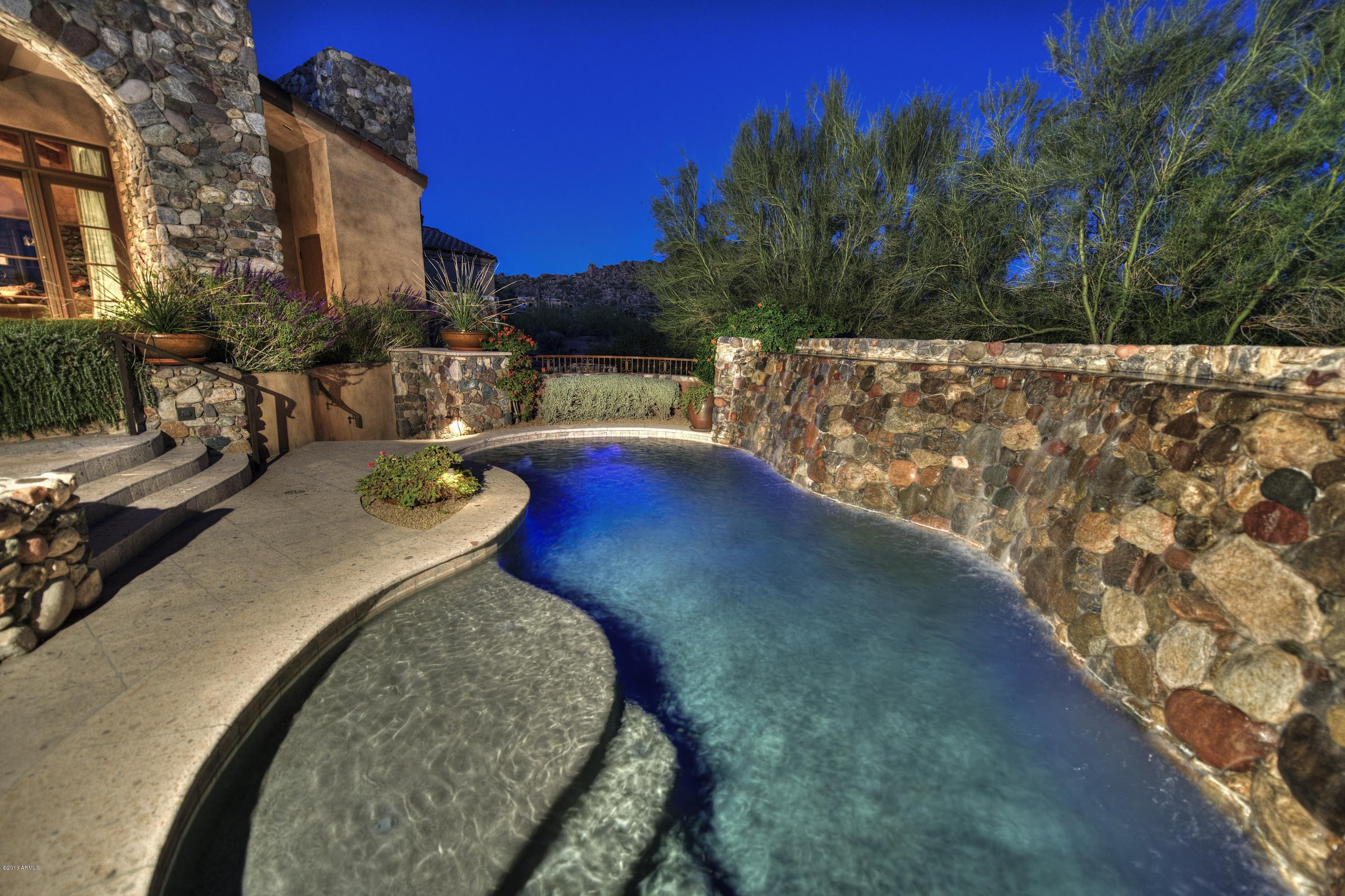 Estancia - Residential