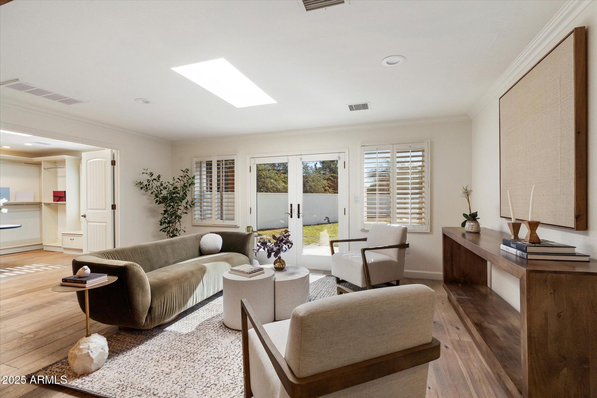 CAMELBACK COUNTRY CLUB ESTATES - Residential
