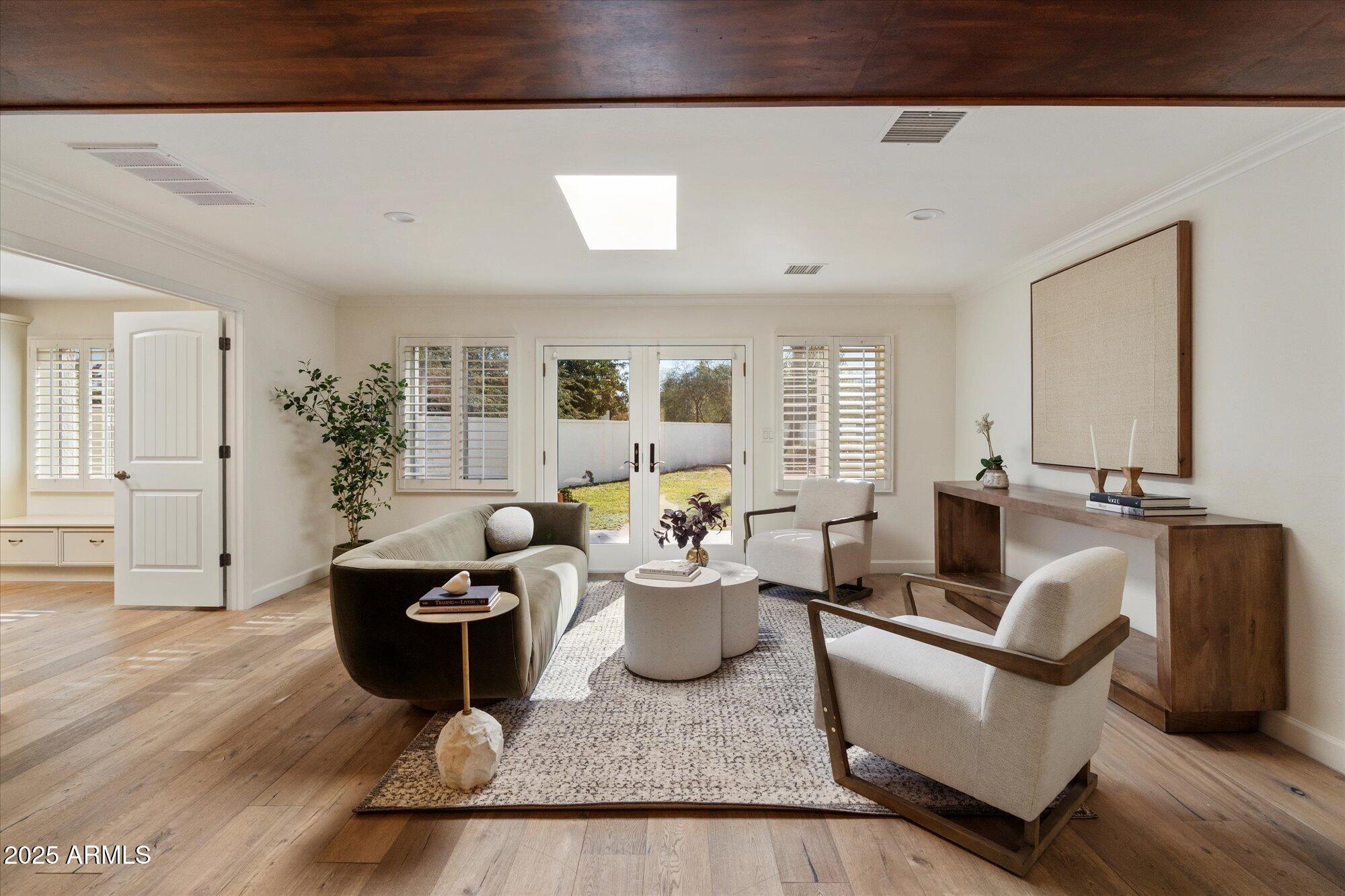 CAMELBACK COUNTRY CLUB ESTATES - Residential