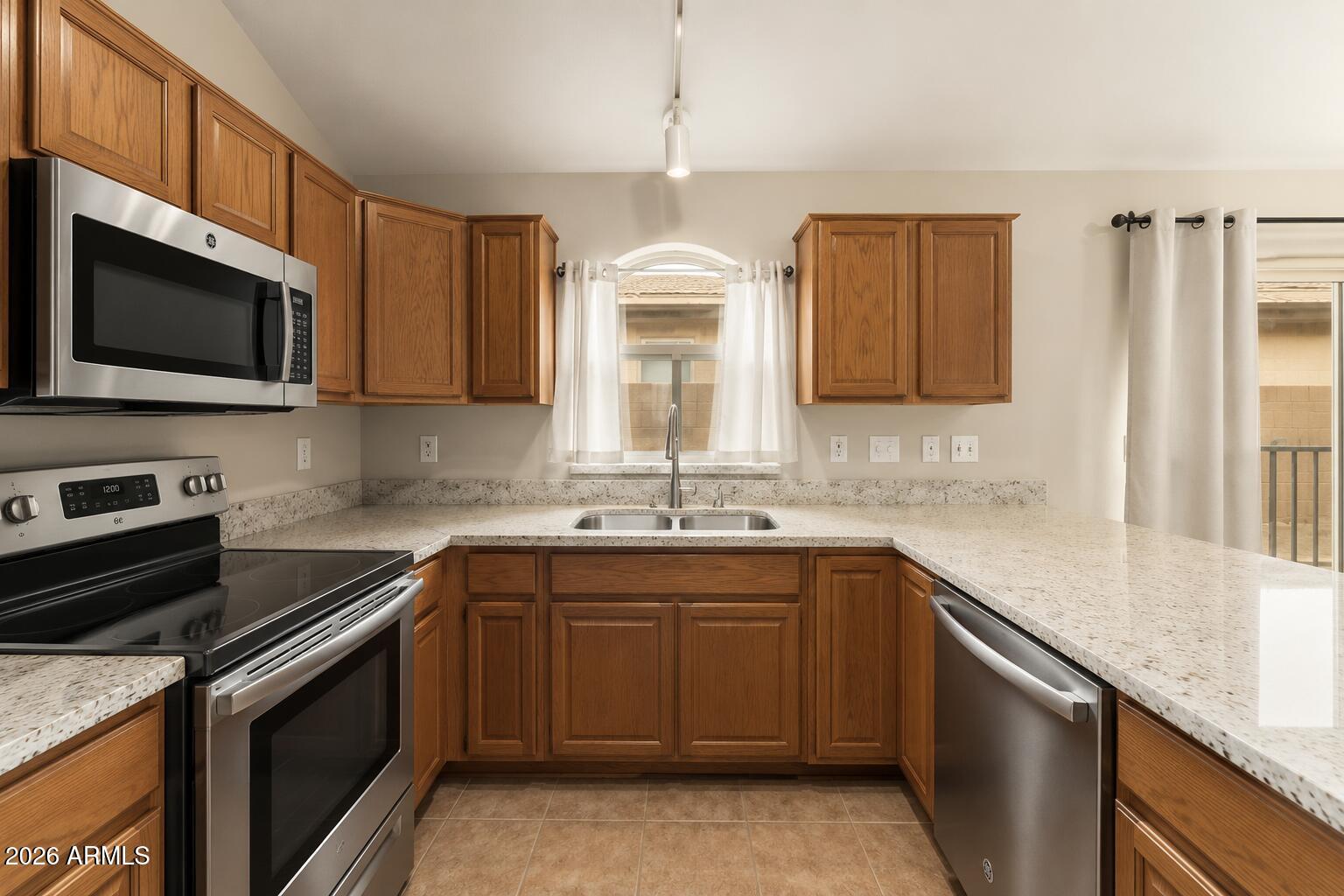 PARCEL 3 AT RANCHO EL DORADO - Residential