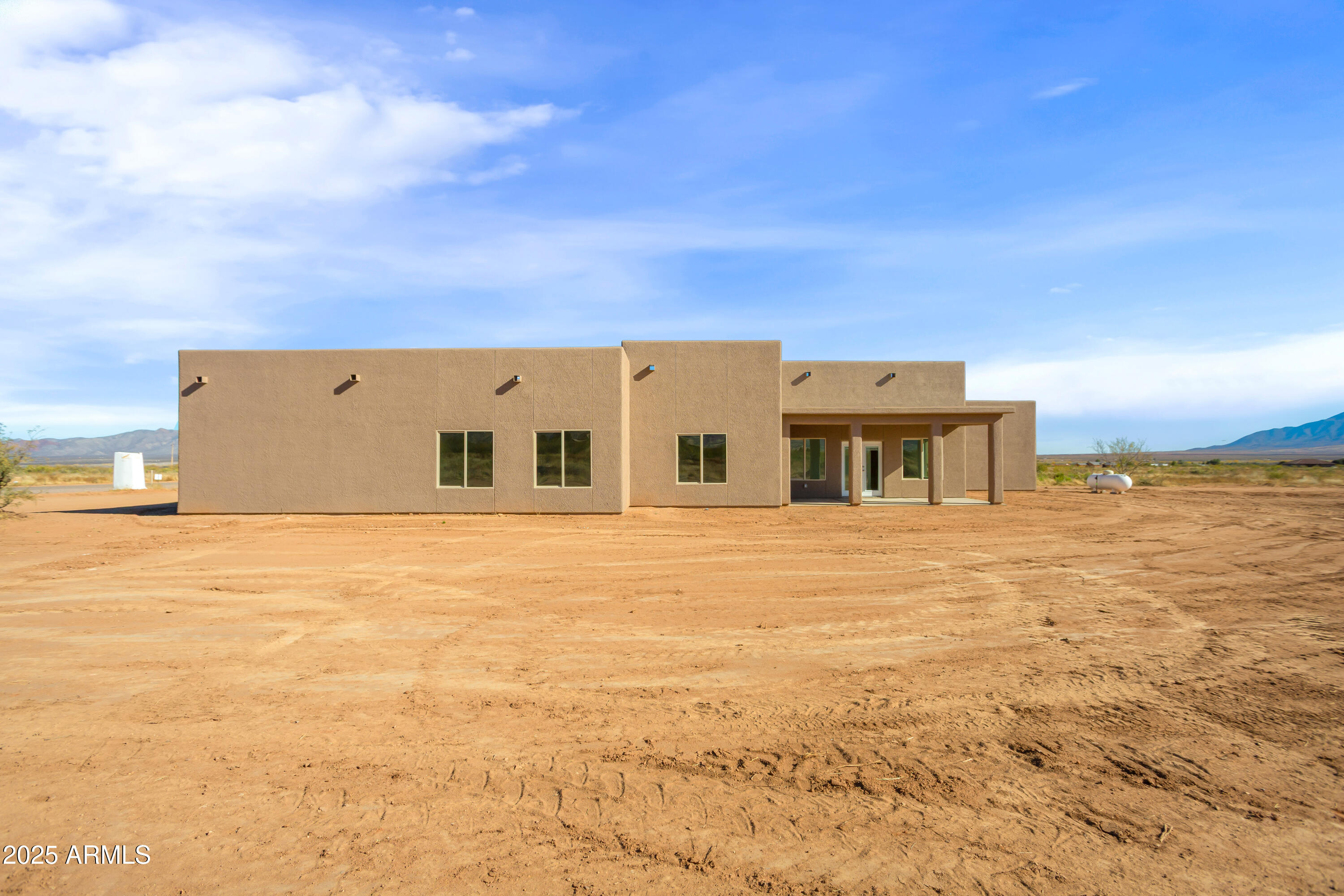 RANCHO ARIZONA - Residential