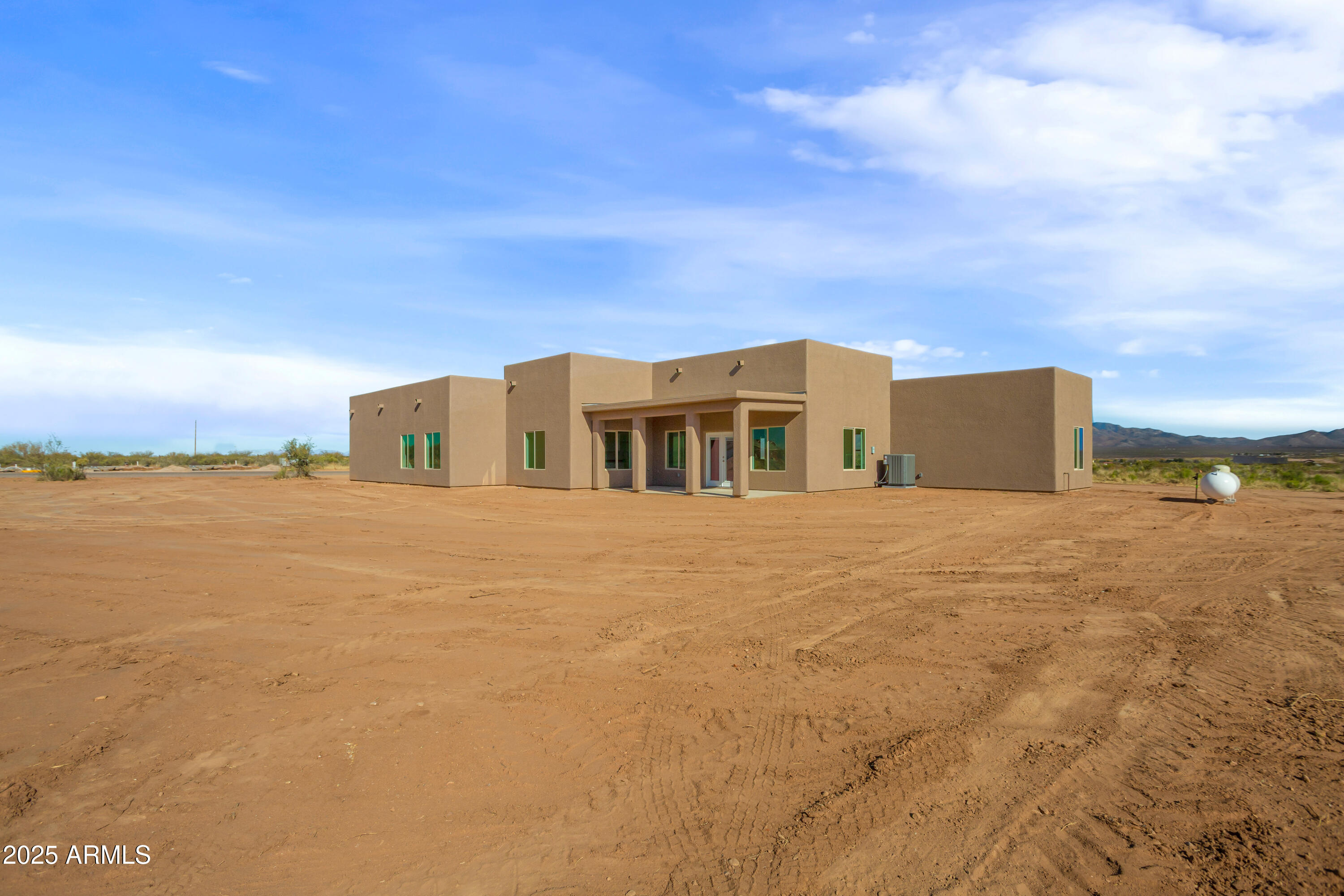 RANCHO ARIZONA - Residential