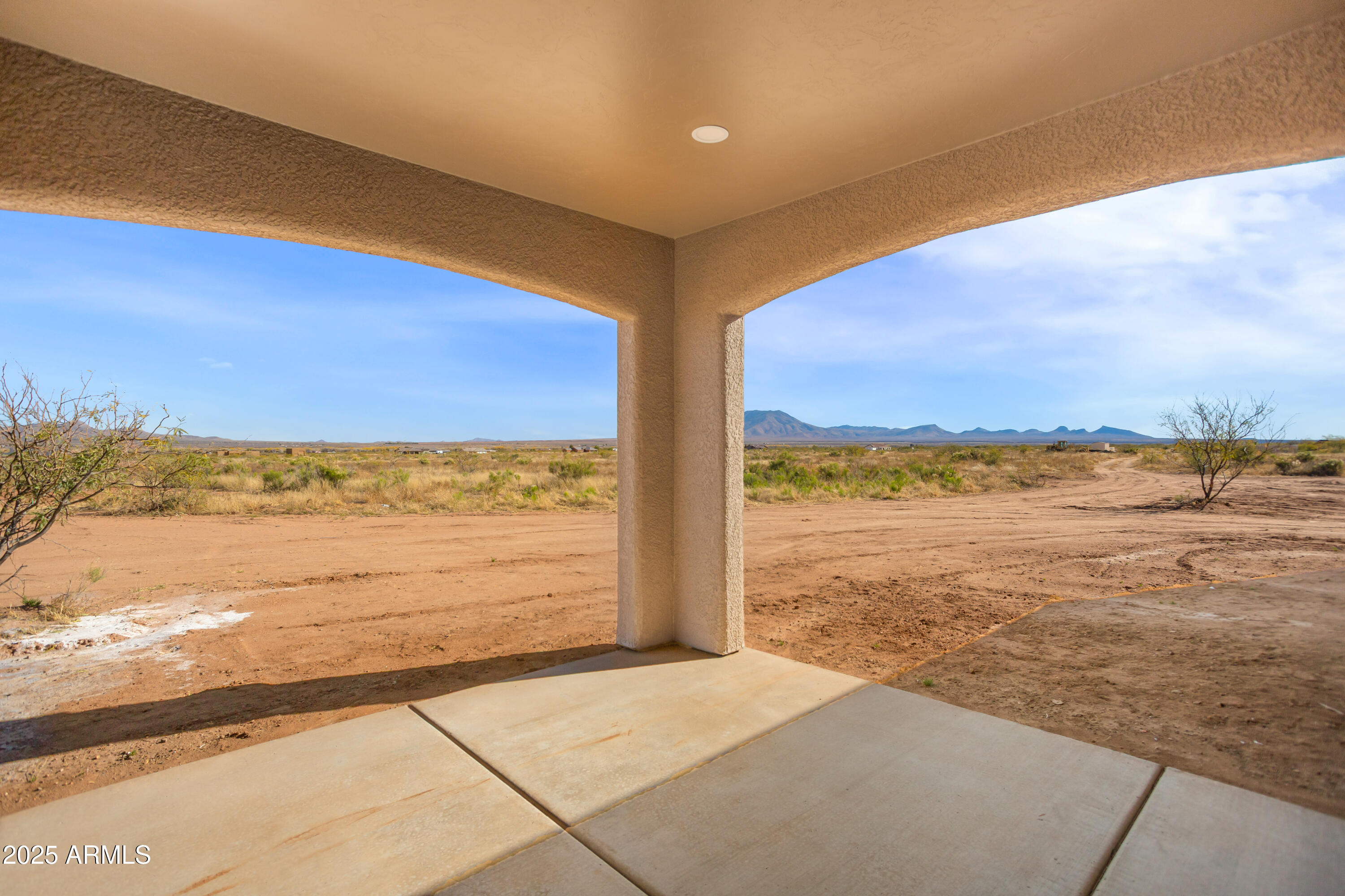 RANCHO ARIZONA - Residential