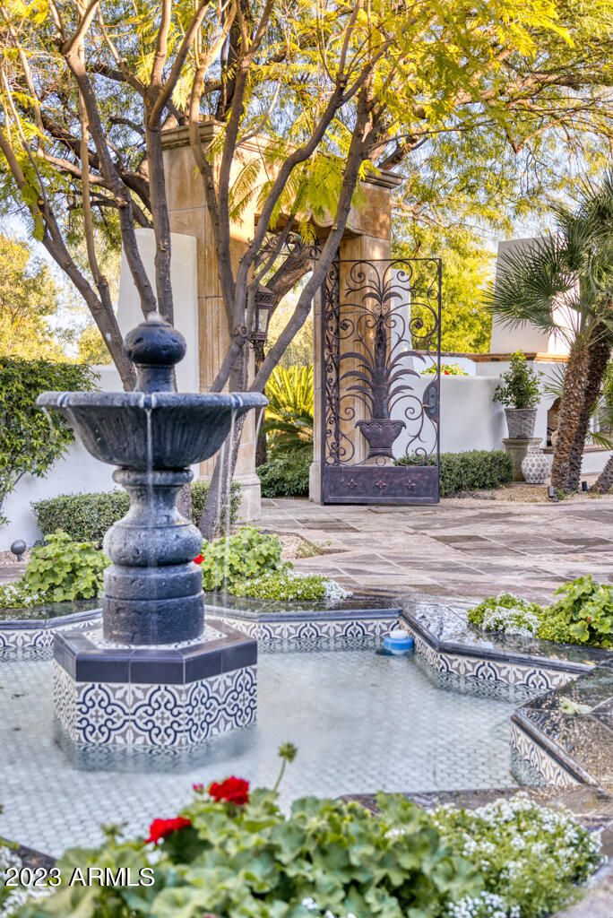 CAMELBACK LANDS - Residential