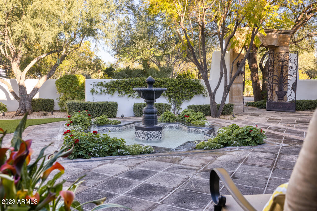 CAMELBACK LANDS - Residential