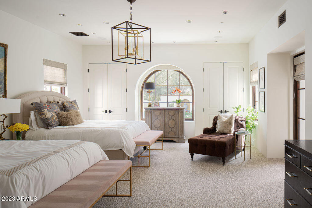 CAMELBACK LANDS - Residential