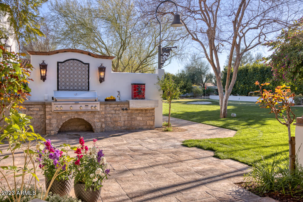 CAMELBACK LANDS - Residential