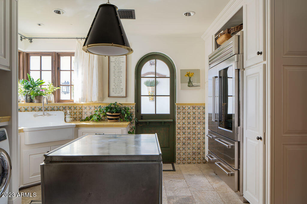CAMELBACK LANDS - Residential