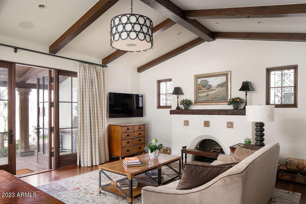 CAMELBACK LANDS - Residential