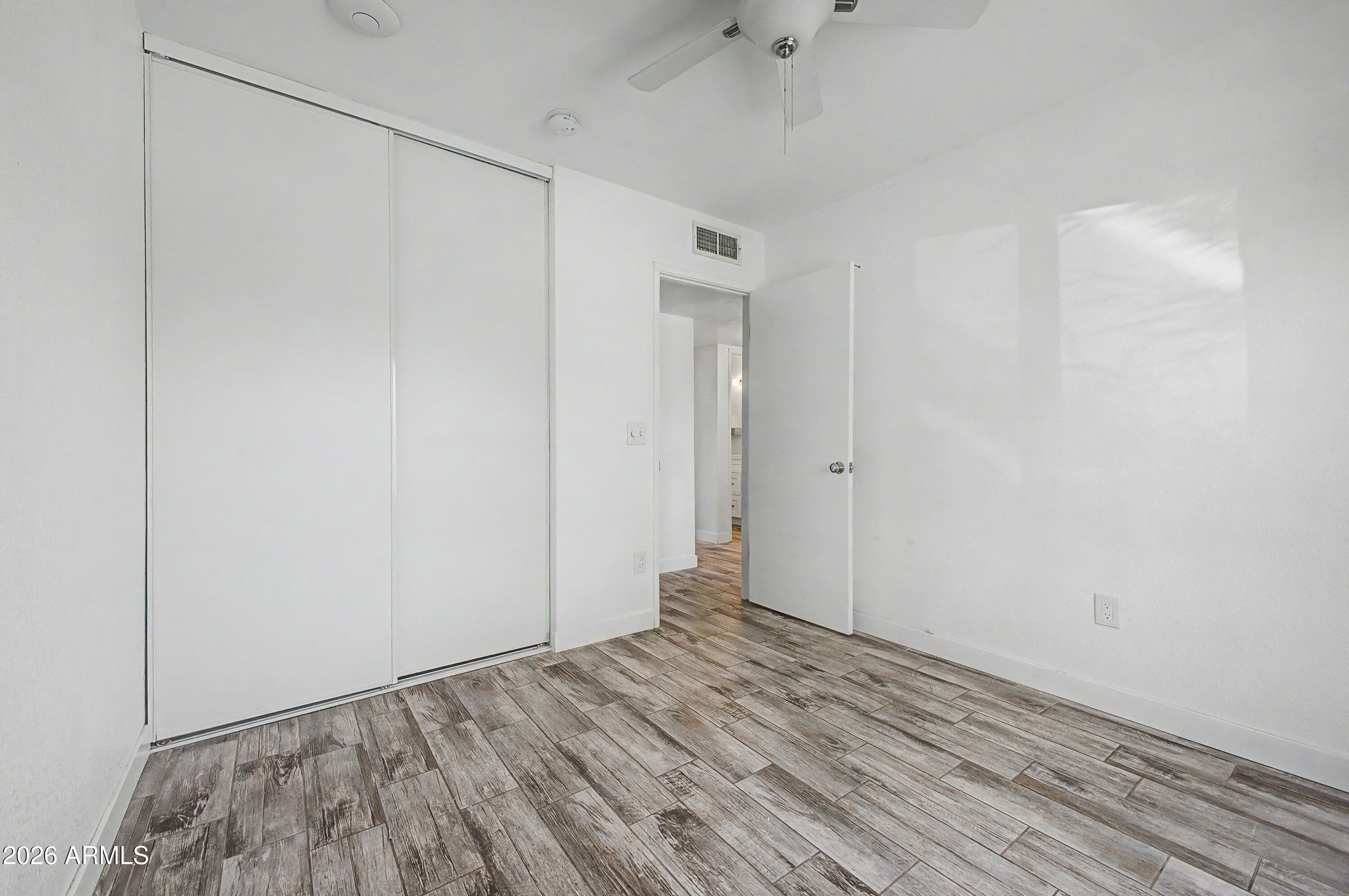 SOUTHERN PALMS UNIT 1 - Residential