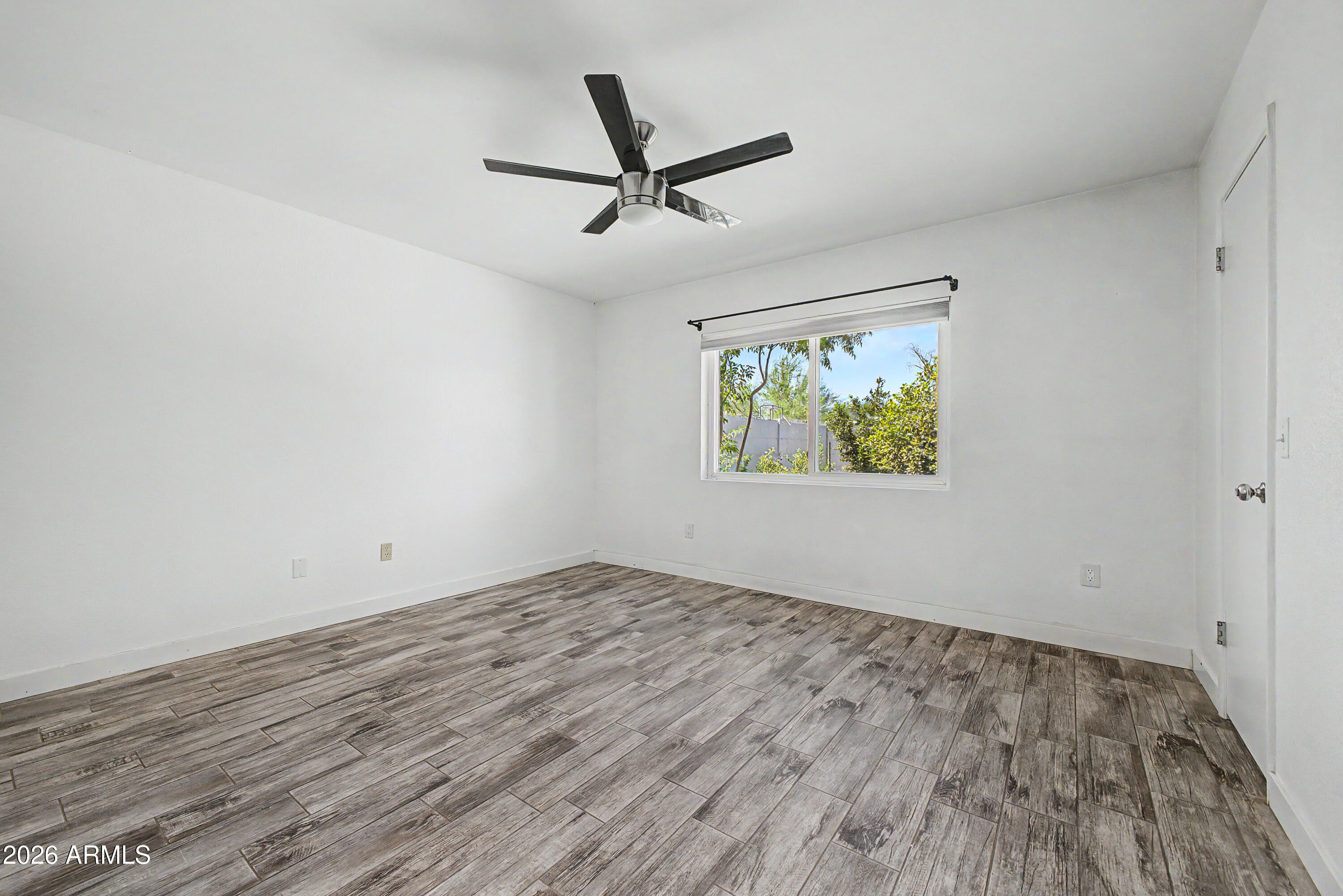 SOUTHERN PALMS UNIT 1 - Residential
