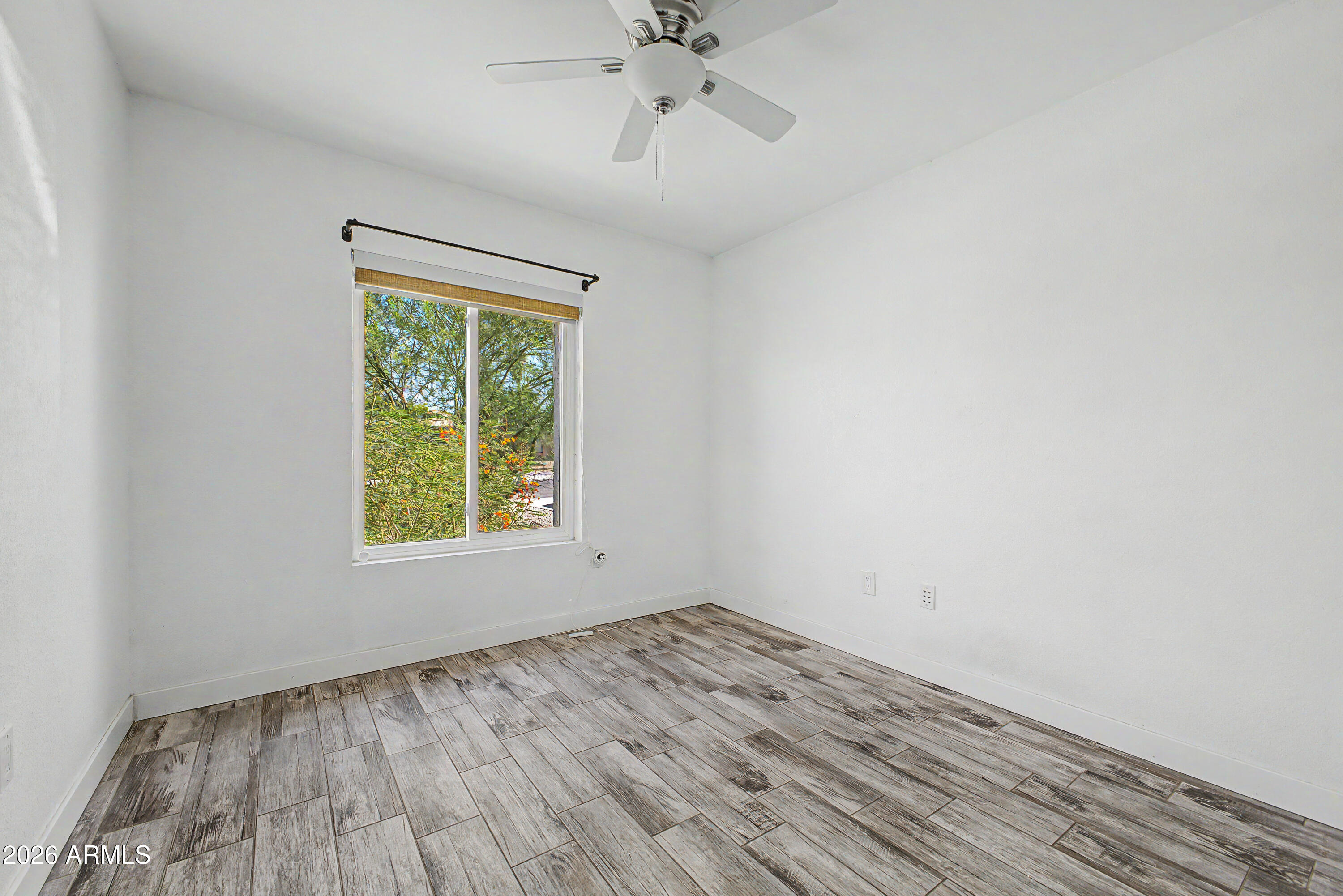 SOUTHERN PALMS UNIT 1 - Residential