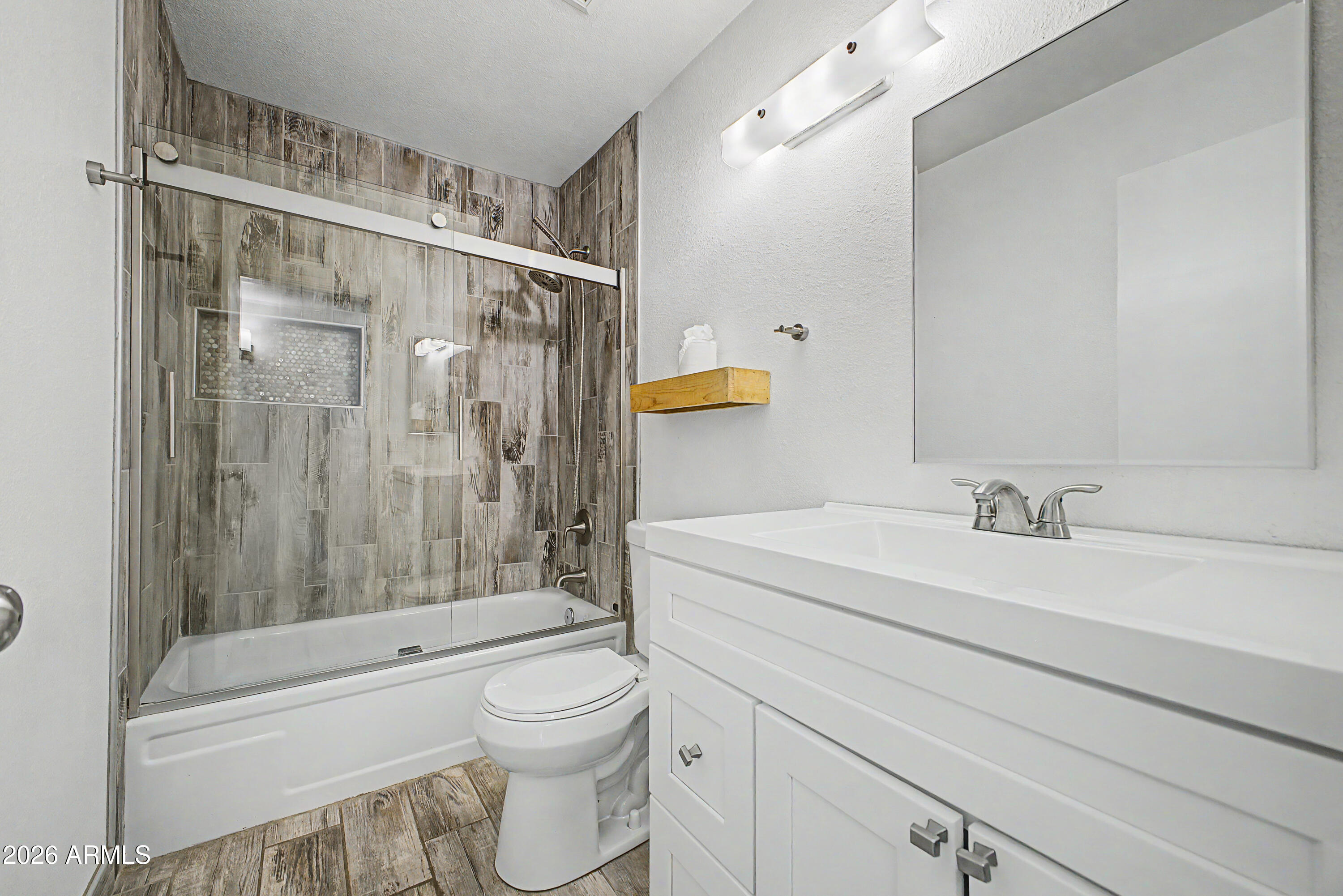 SOUTHERN PALMS UNIT 1 - Residential