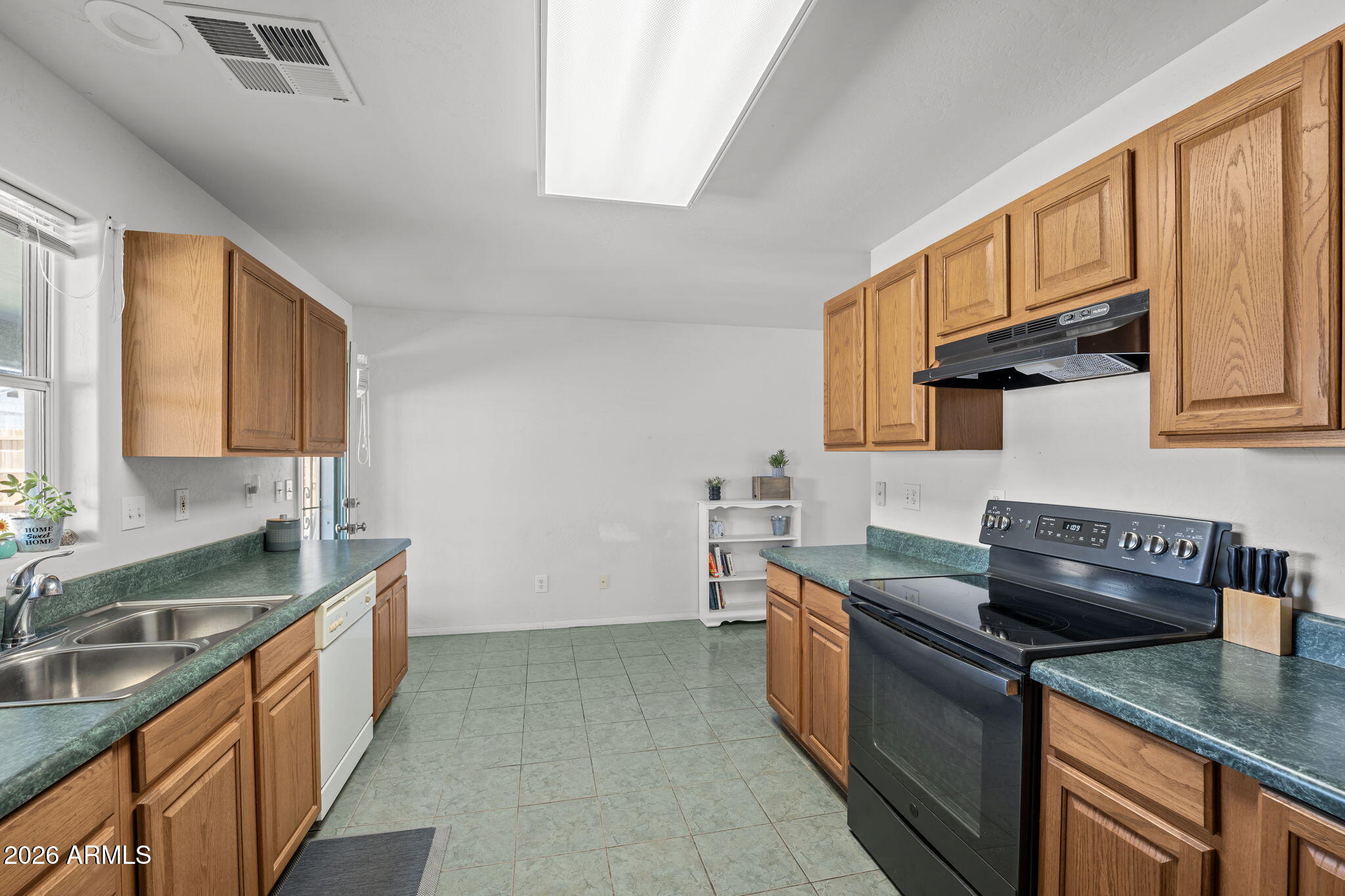 MIRA MONTE VISTAS - Residential