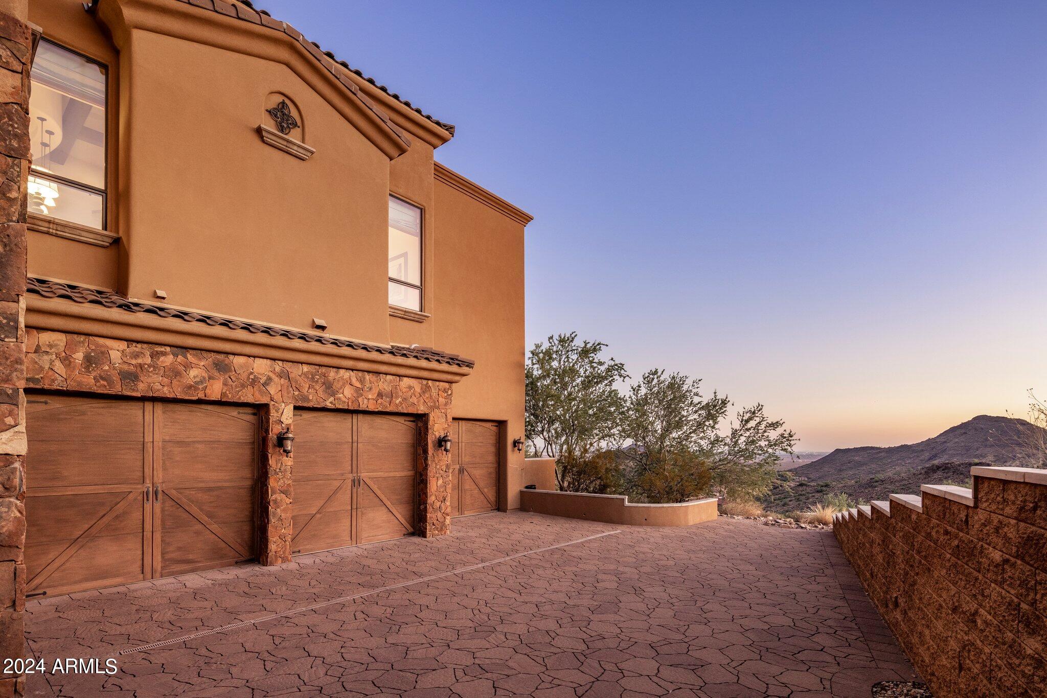 CRESTVIEW AT FOUNTAIN HILLS - Residential
