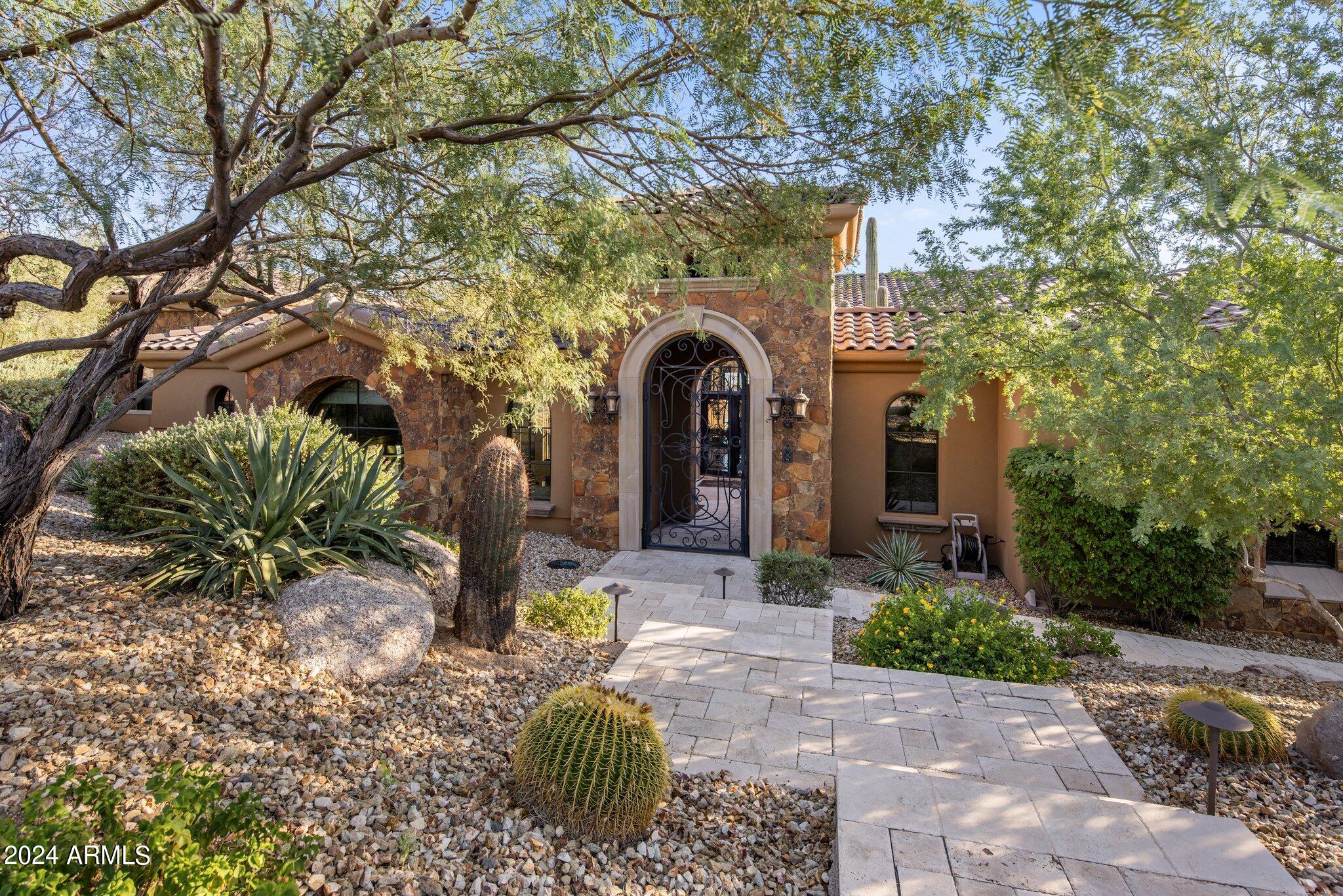 CRESTVIEW AT FOUNTAIN HILLS - Residential