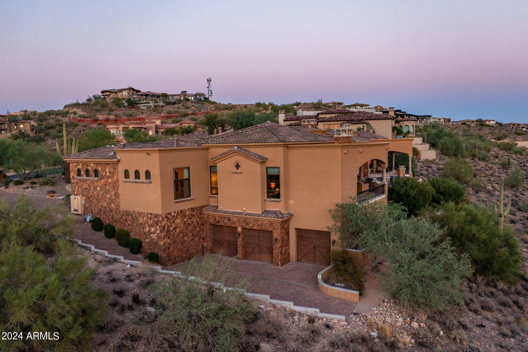 CRESTVIEW AT FOUNTAIN HILLS - Residential