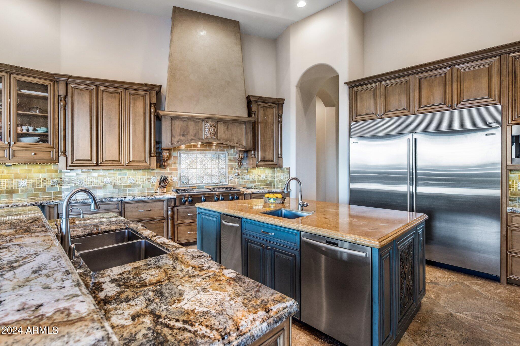 CRESTVIEW AT FOUNTAIN HILLS - Residential