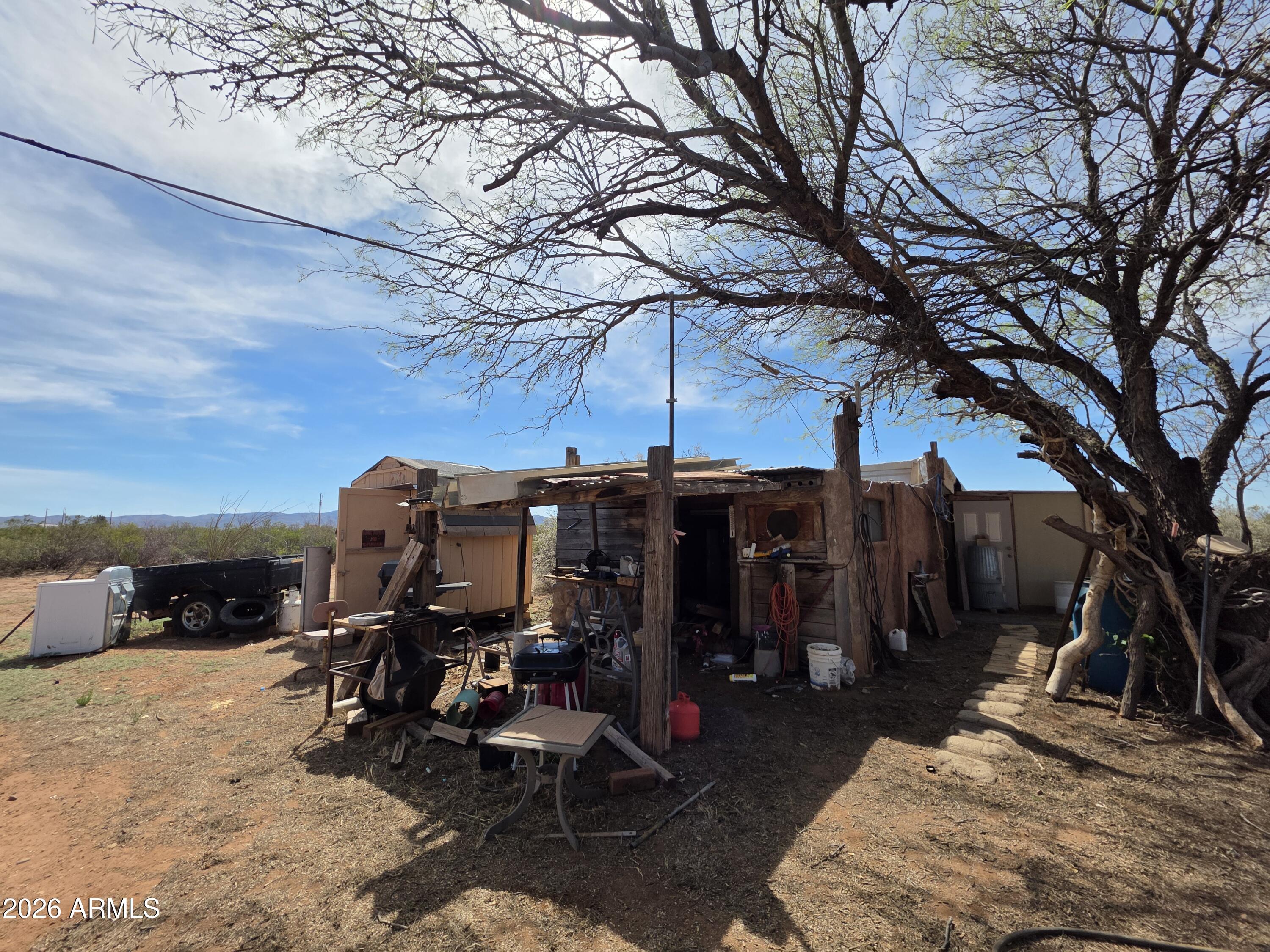 HIGH KNOLL RANCHES - Residential