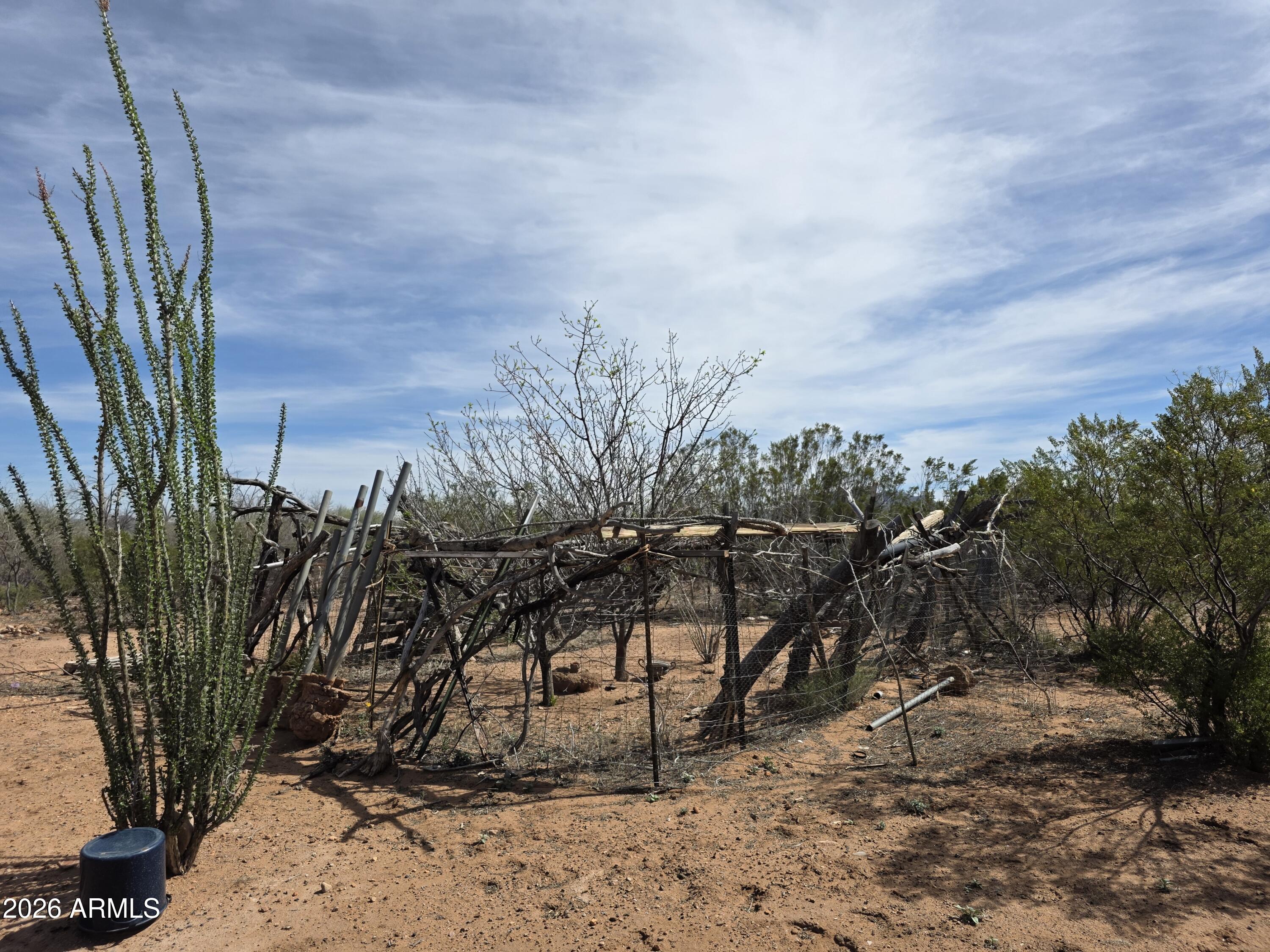 HIGH KNOLL RANCHES - Residential