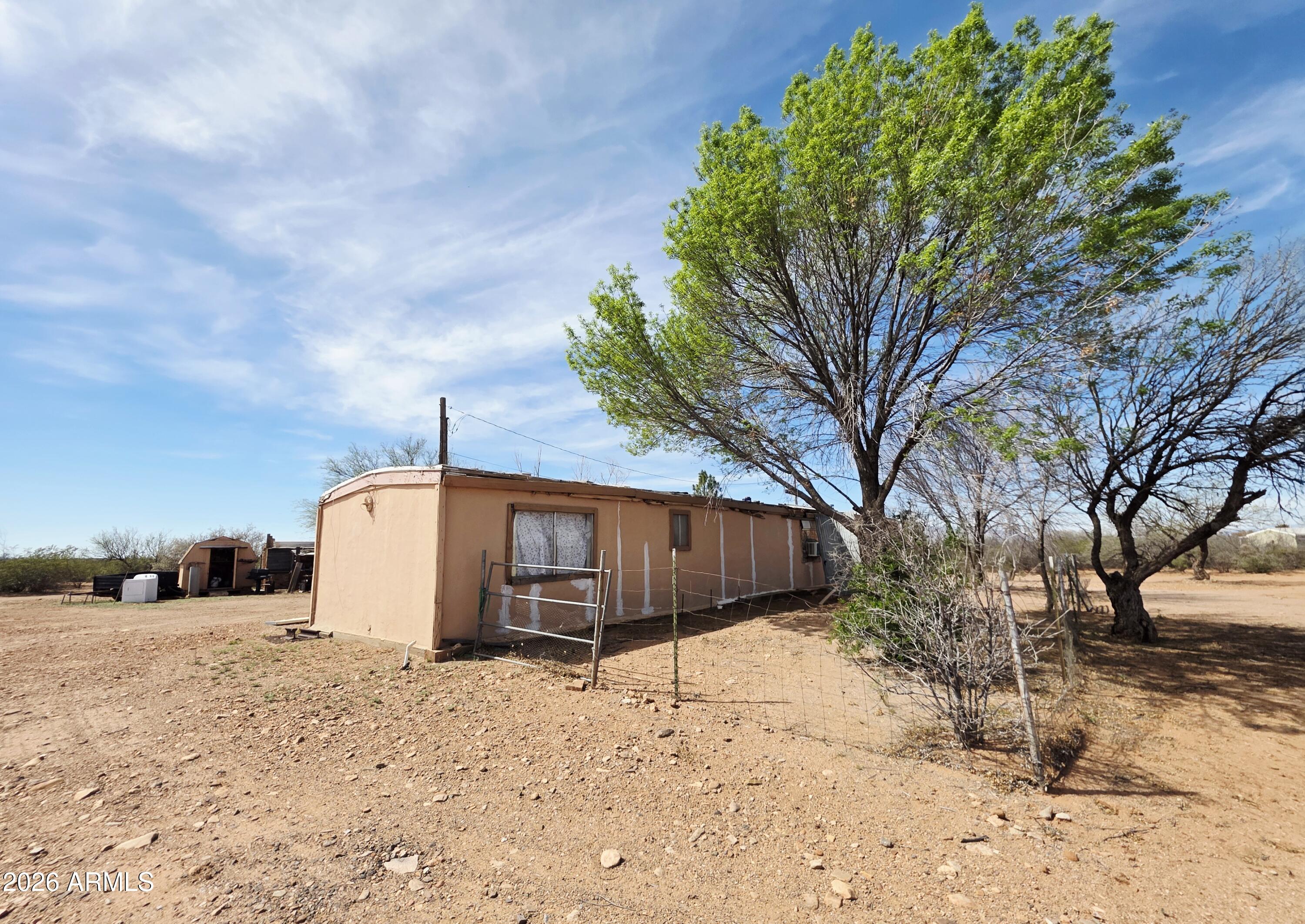 HIGH KNOLL RANCHES - Residential