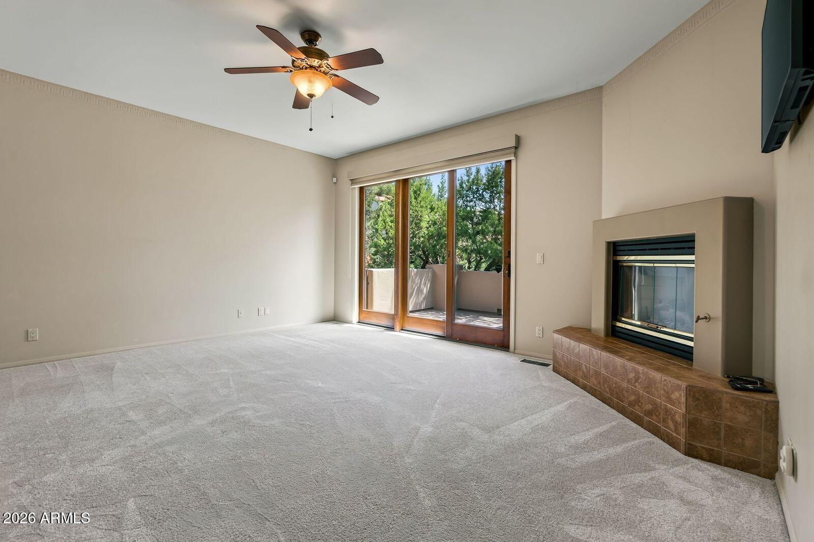LES SPRINGS - Residential