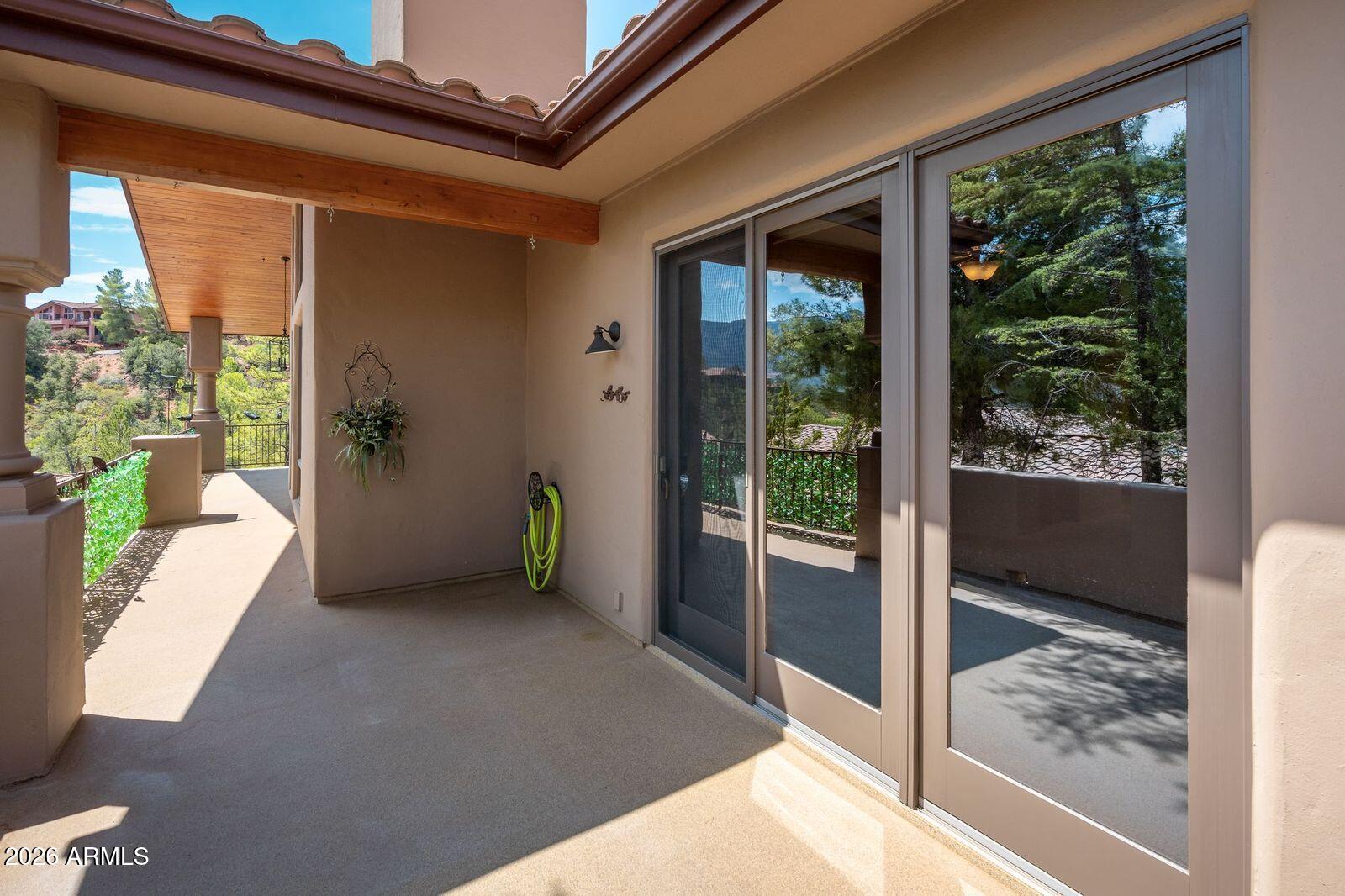 LES SPRINGS - Residential