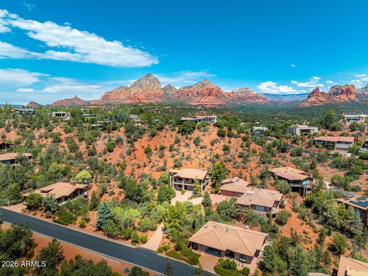 LES SPRINGS - Residential