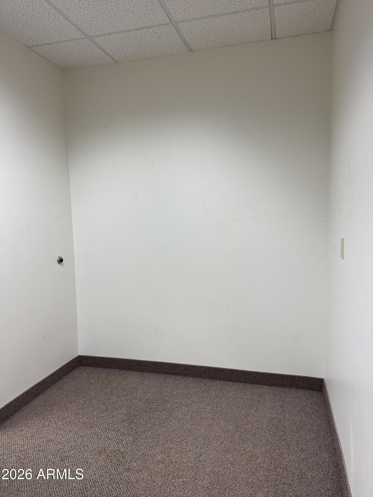 CHANDLER CENTER PAR A-E F1 F2 - Commercial Lease