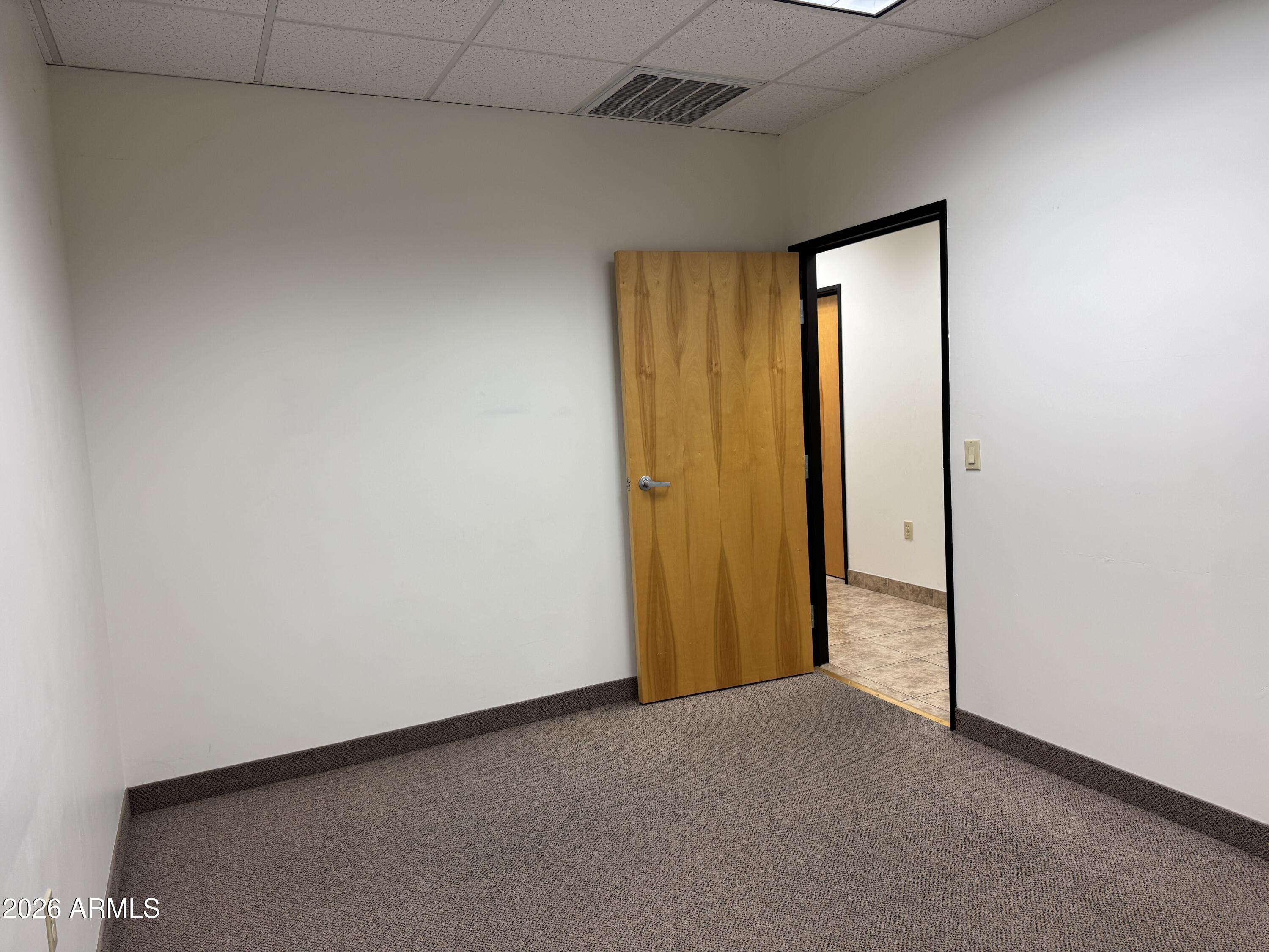 CHANDLER CENTER PAR A-E F1 F2 - Commercial Lease