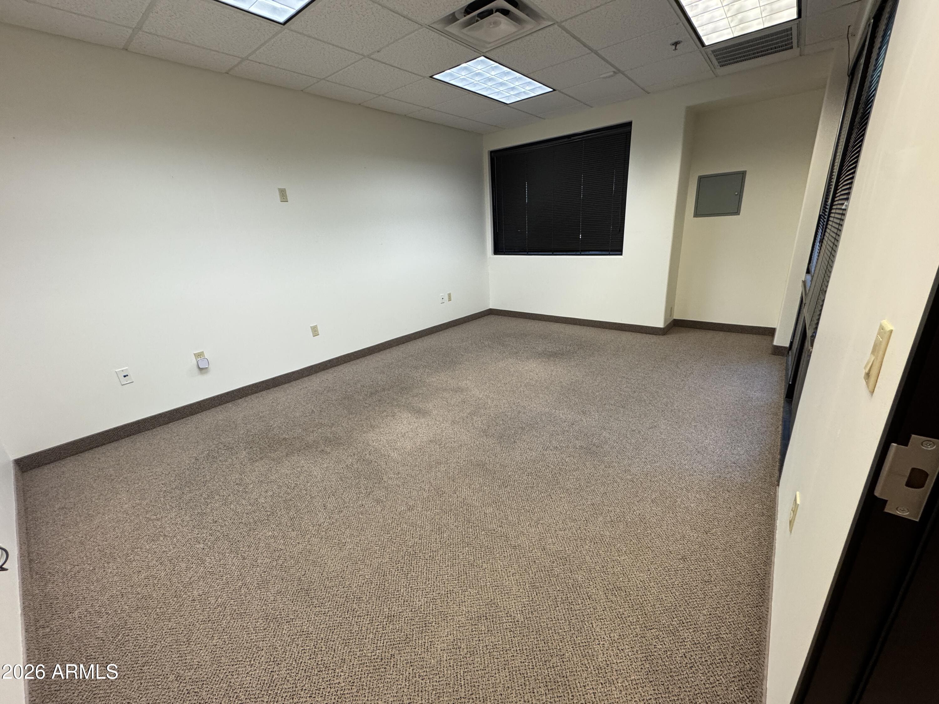 CHANDLER CENTER PAR A-E F1 F2 - Commercial Lease