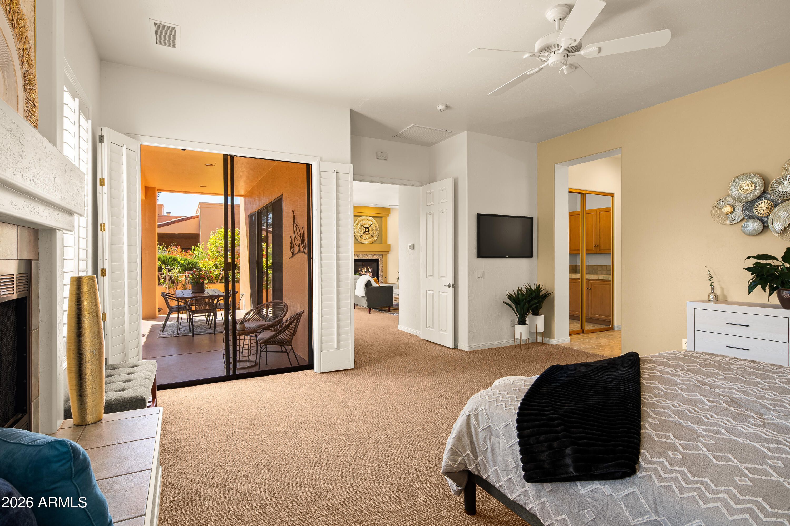THE RIDGE AT SEDONA CONDOMINIUM REPLAT - Residential