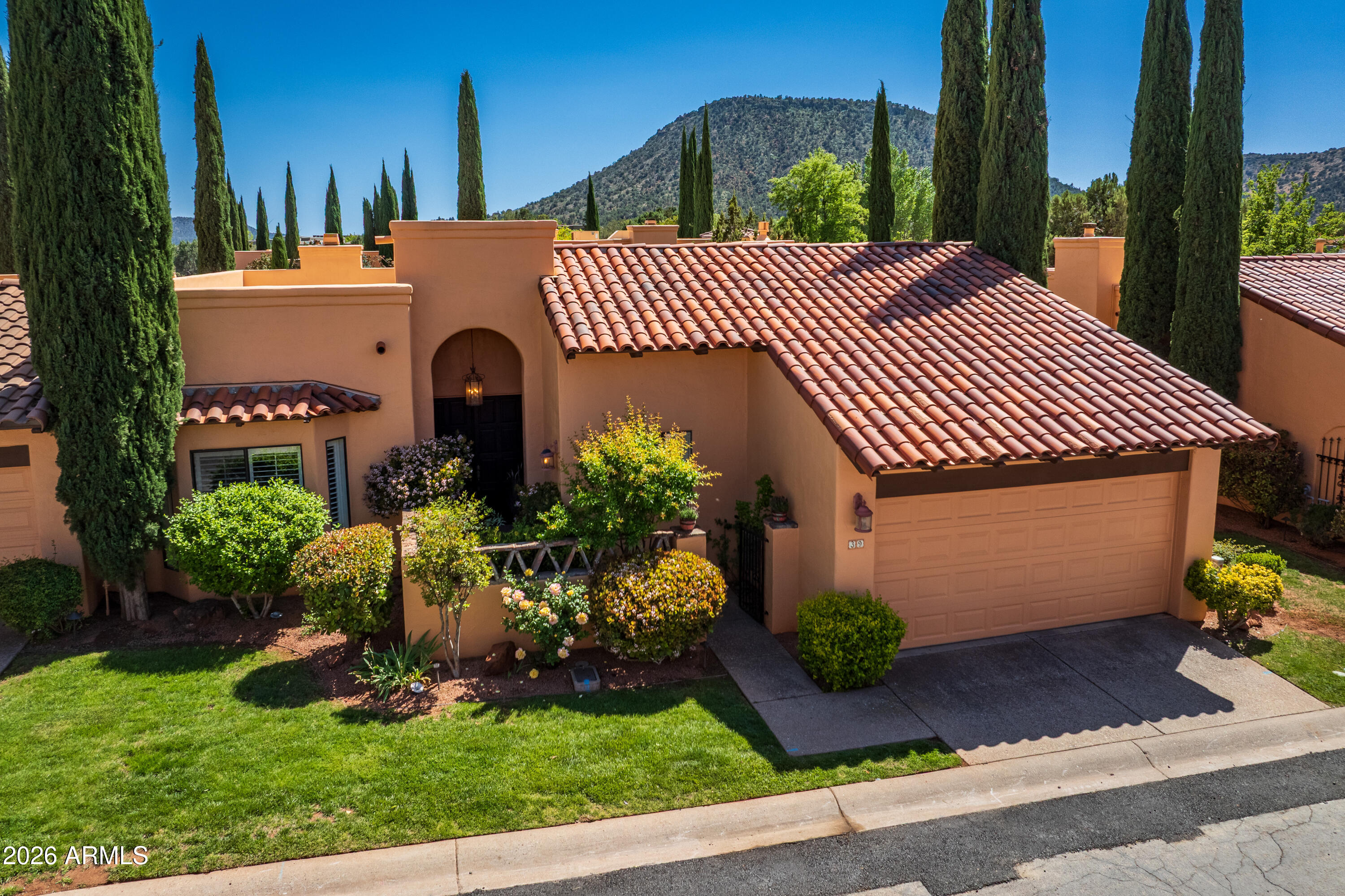 THE RIDGE AT SEDONA CONDOMINIUM REPLAT - Residential