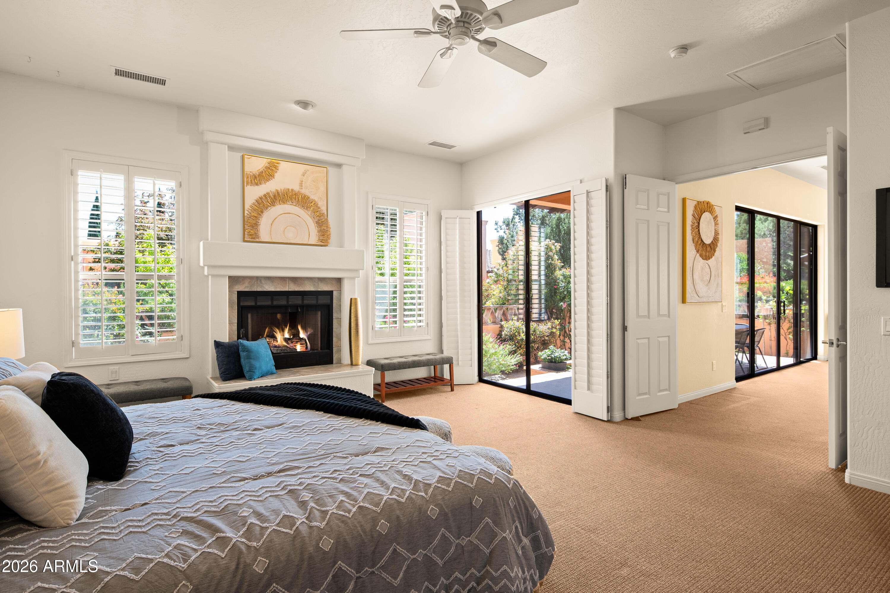 THE RIDGE AT SEDONA CONDOMINIUM REPLAT - Residential