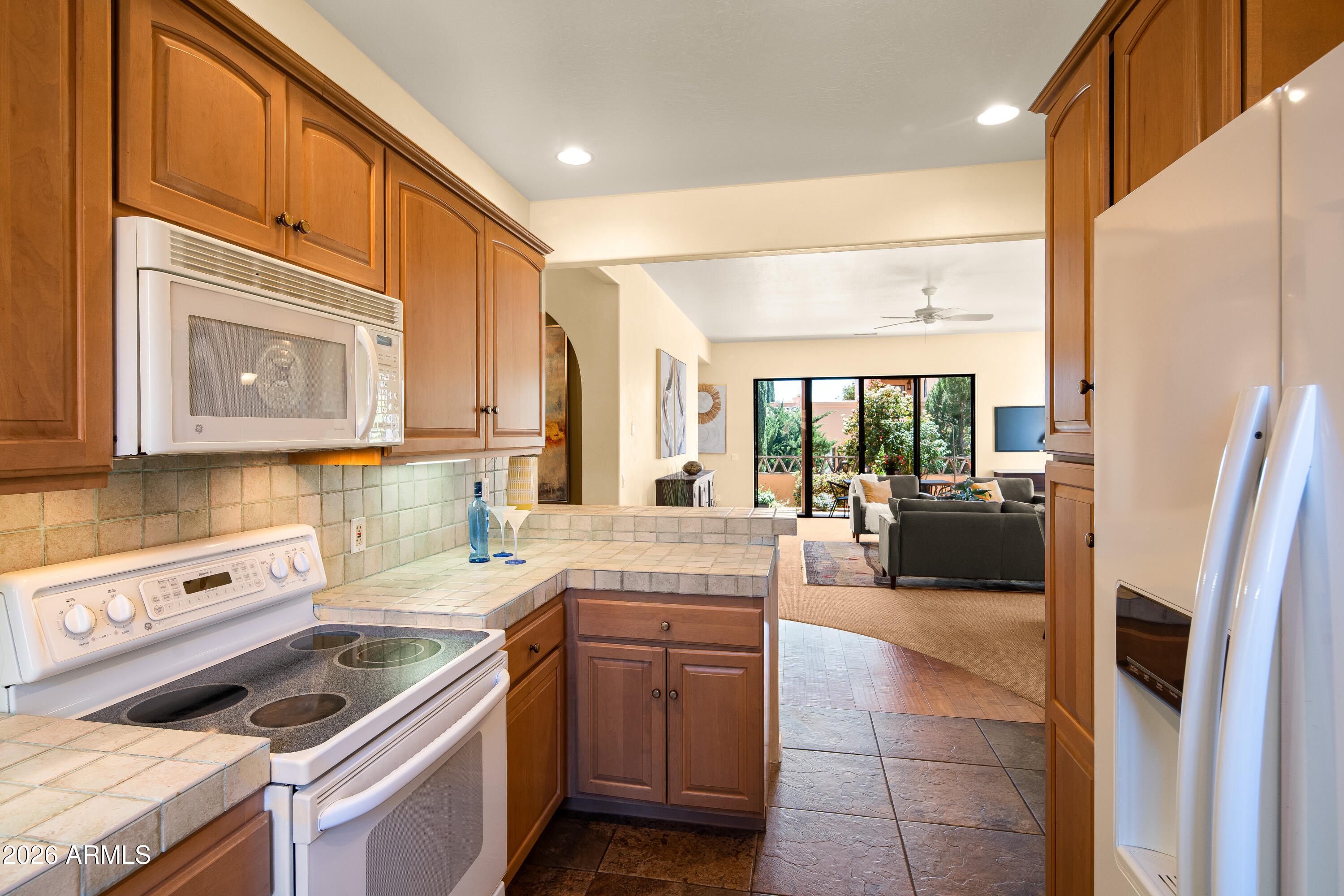 THE RIDGE AT SEDONA CONDOMINIUM REPLAT - Residential