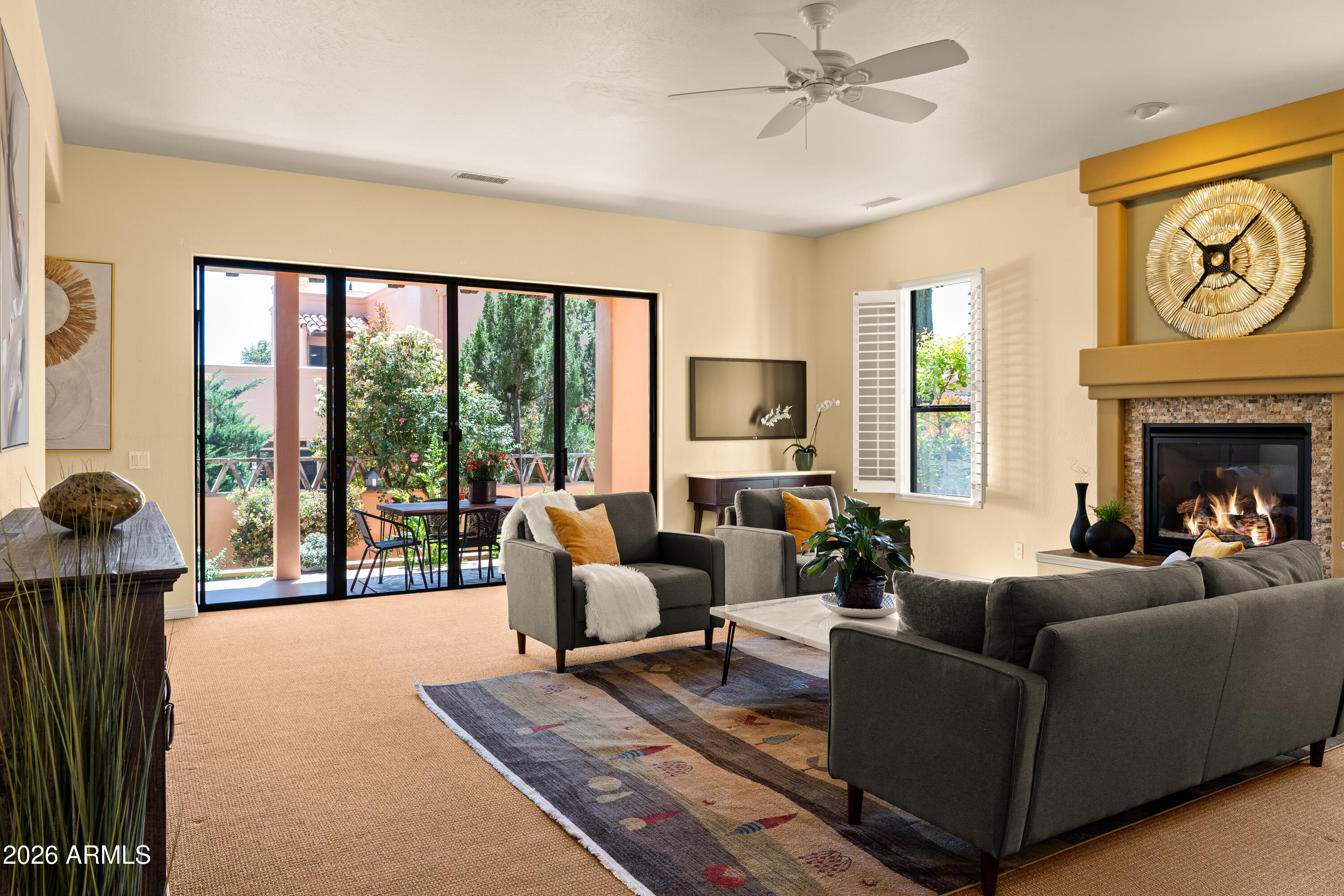 THE RIDGE AT SEDONA CONDOMINIUM REPLAT - Residential