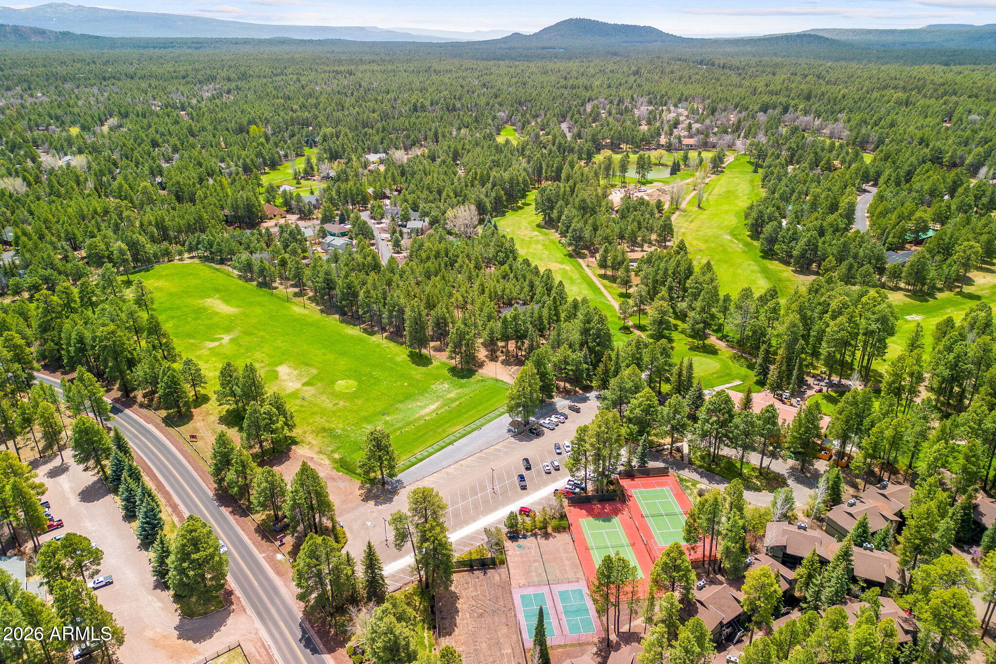 PINETOP LAKES COUNTRY CLUB UNIT 4 - Residential