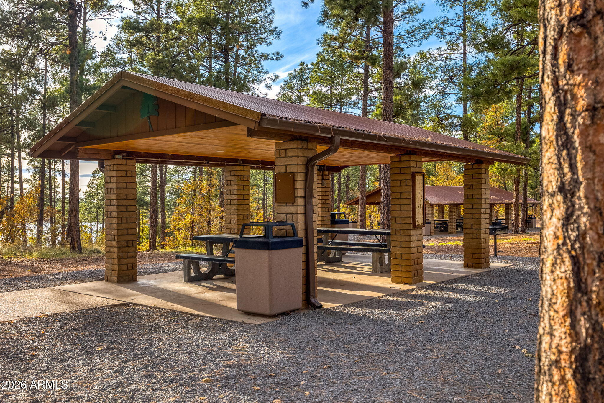 PINETOP LAKES COUNTRY CLUB UNIT 4 - Residential