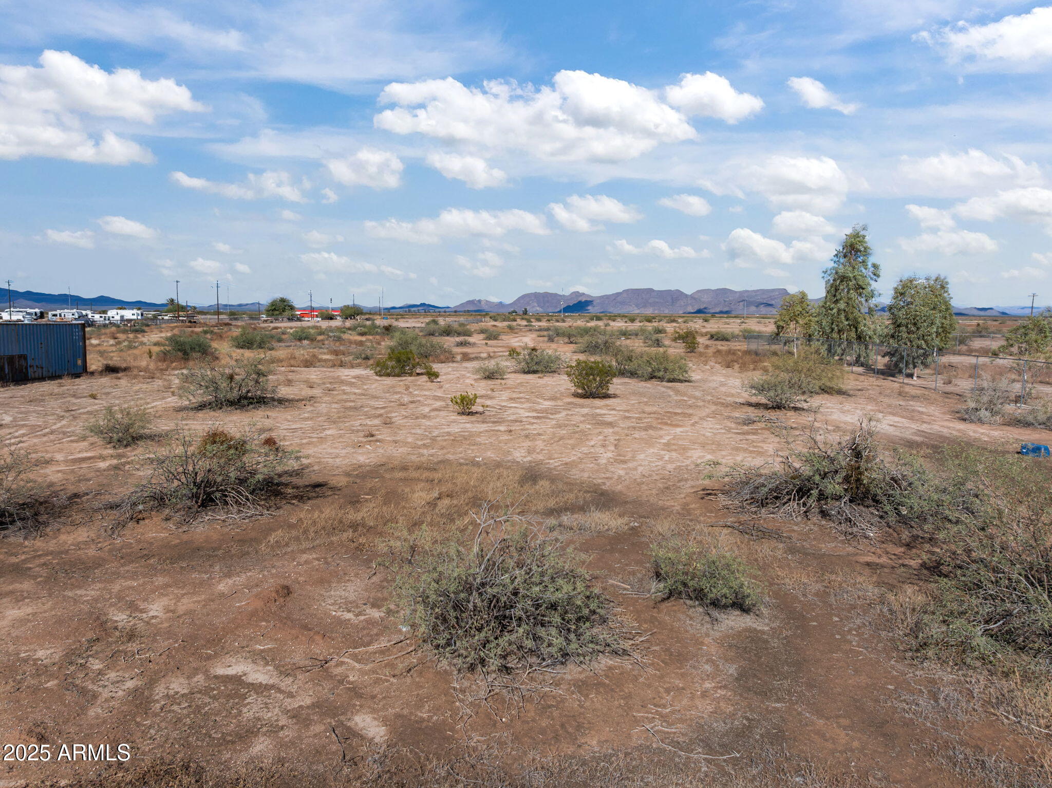 2.3 ACRES, Electric & Water nearby, Aguila Water - Land