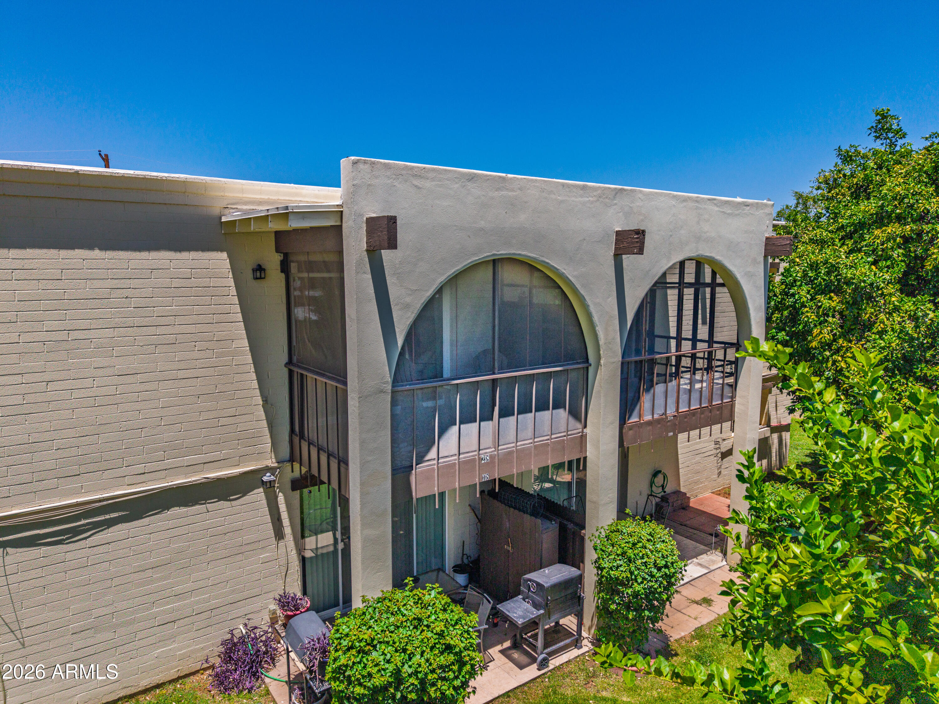 DREAMLAND MANOR UNIT 1 - Residential
