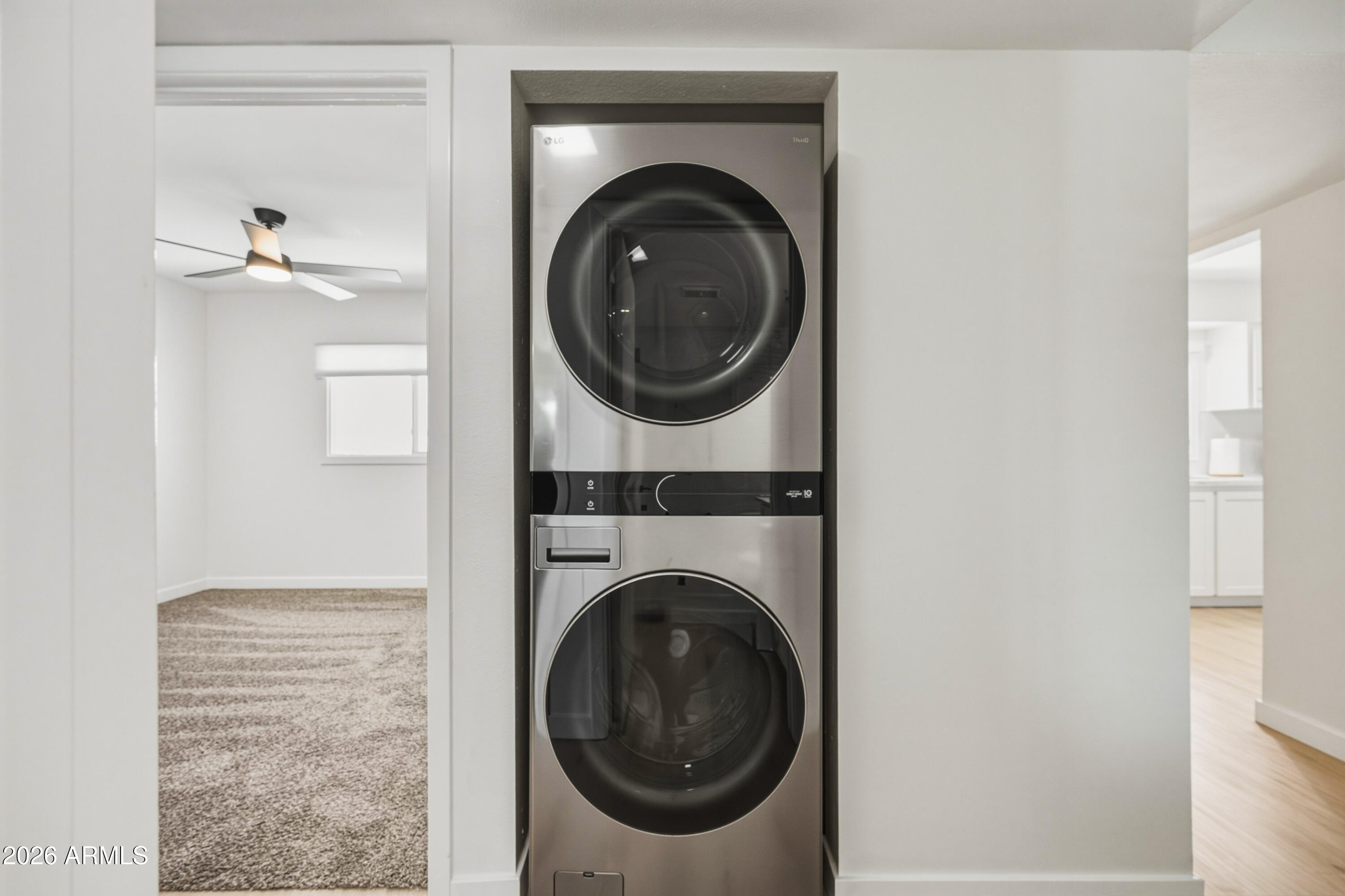 DREAMLAND MANOR UNIT 1 - Residential