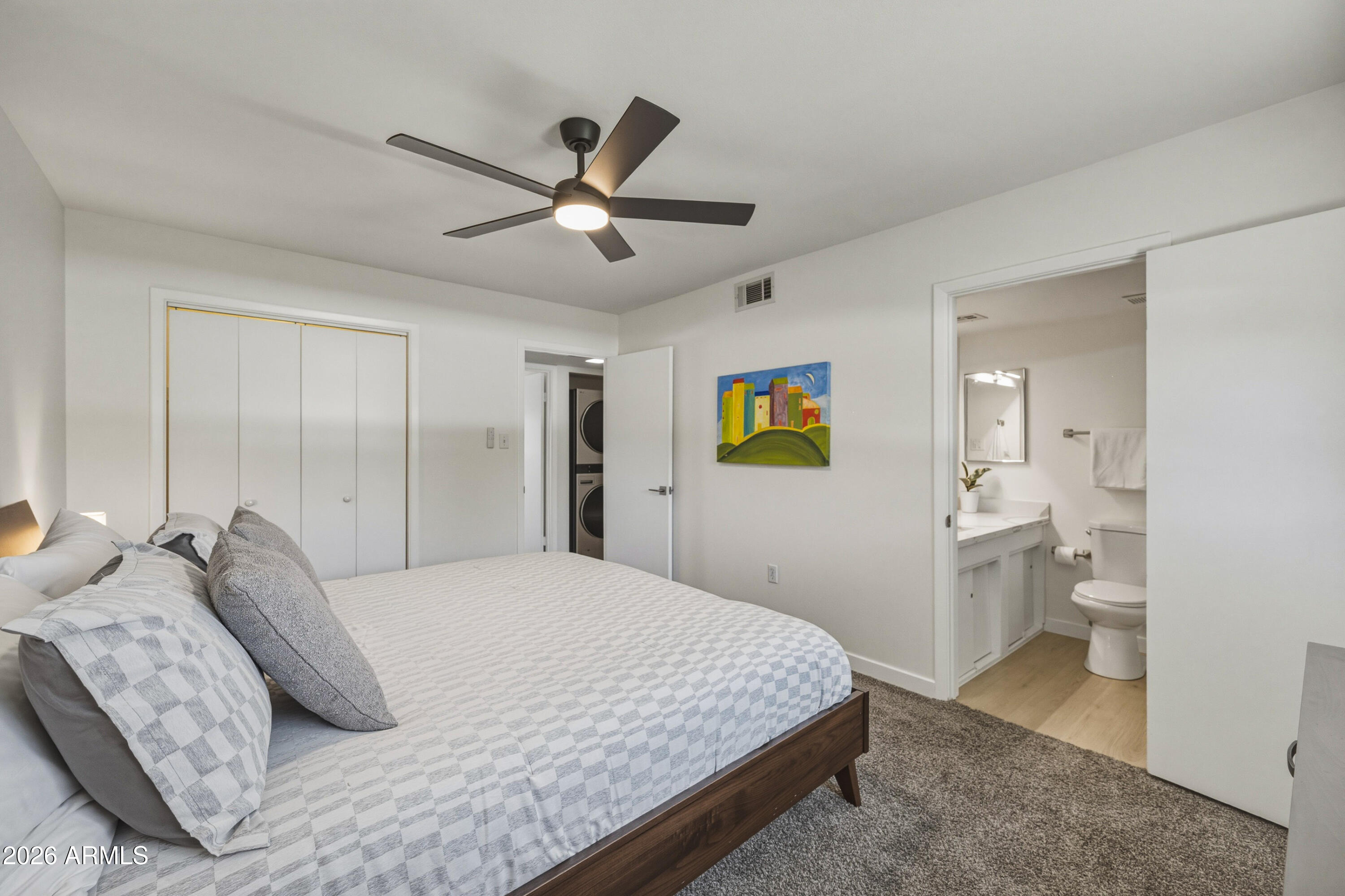 DREAMLAND MANOR UNIT 1 - Residential