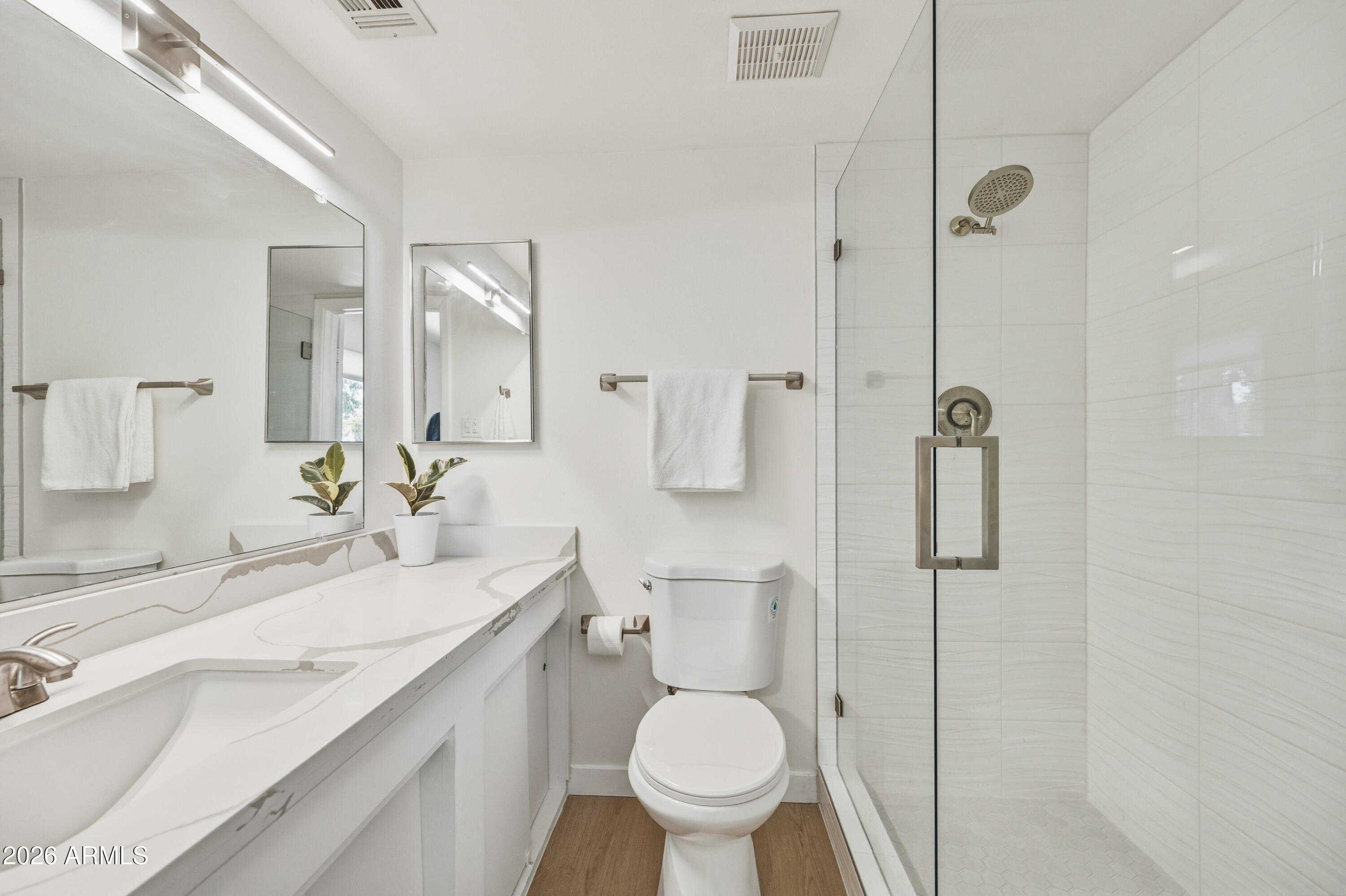 DREAMLAND MANOR UNIT 1 - Residential