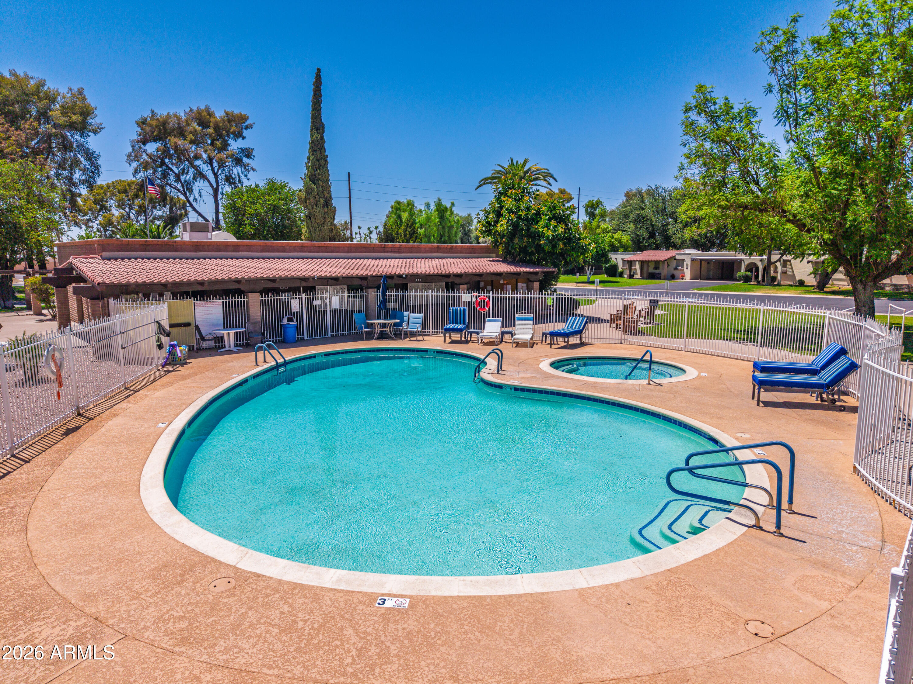 DREAMLAND MANOR UNIT 1 - Residential