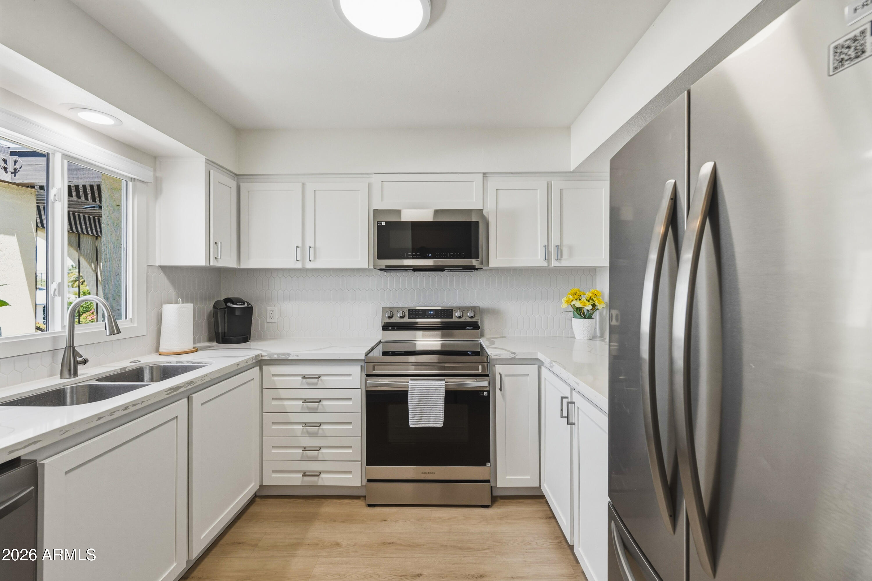 DREAMLAND MANOR UNIT 1 - Residential