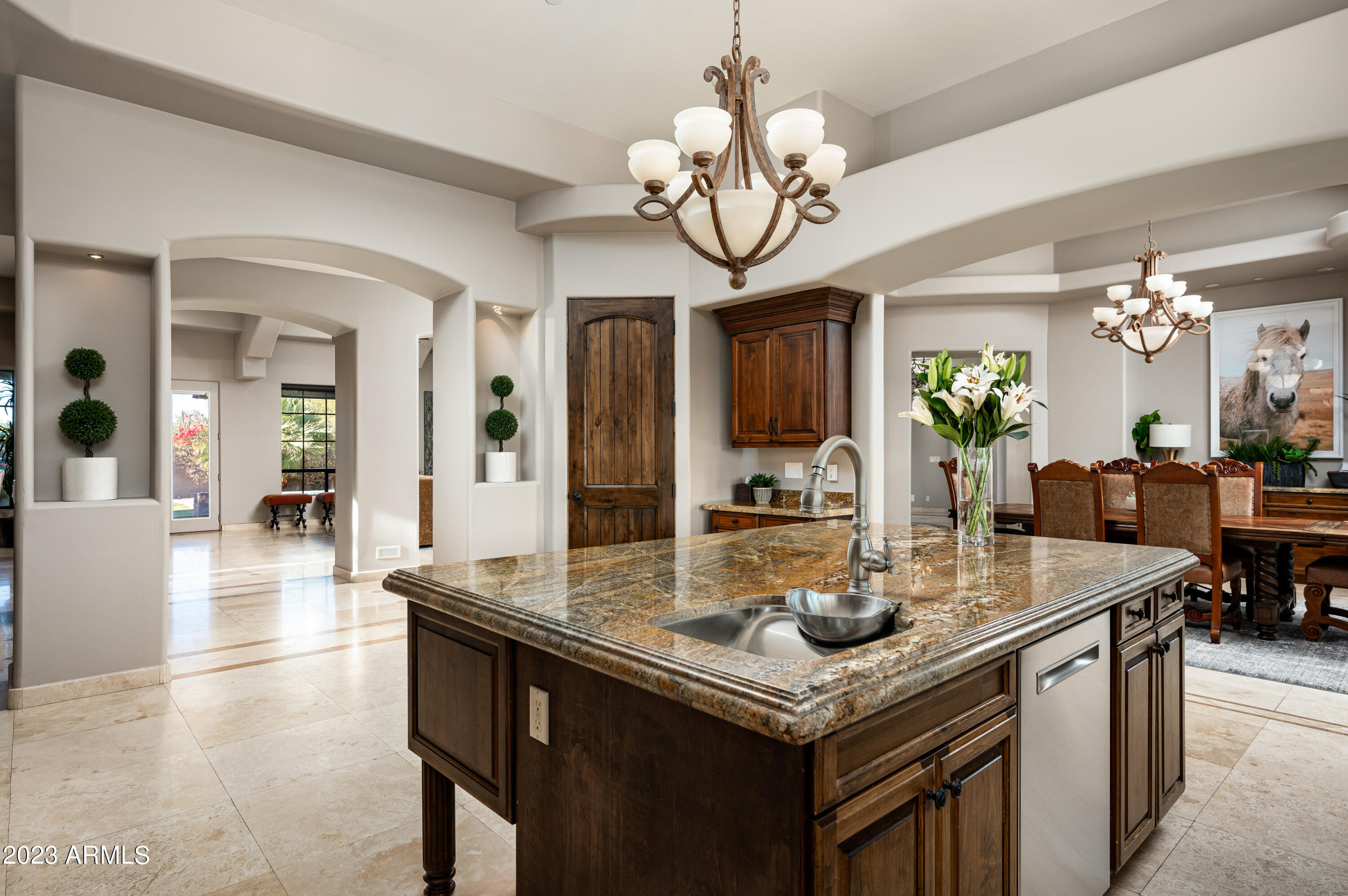 PINNACLE PARADISE - Residential