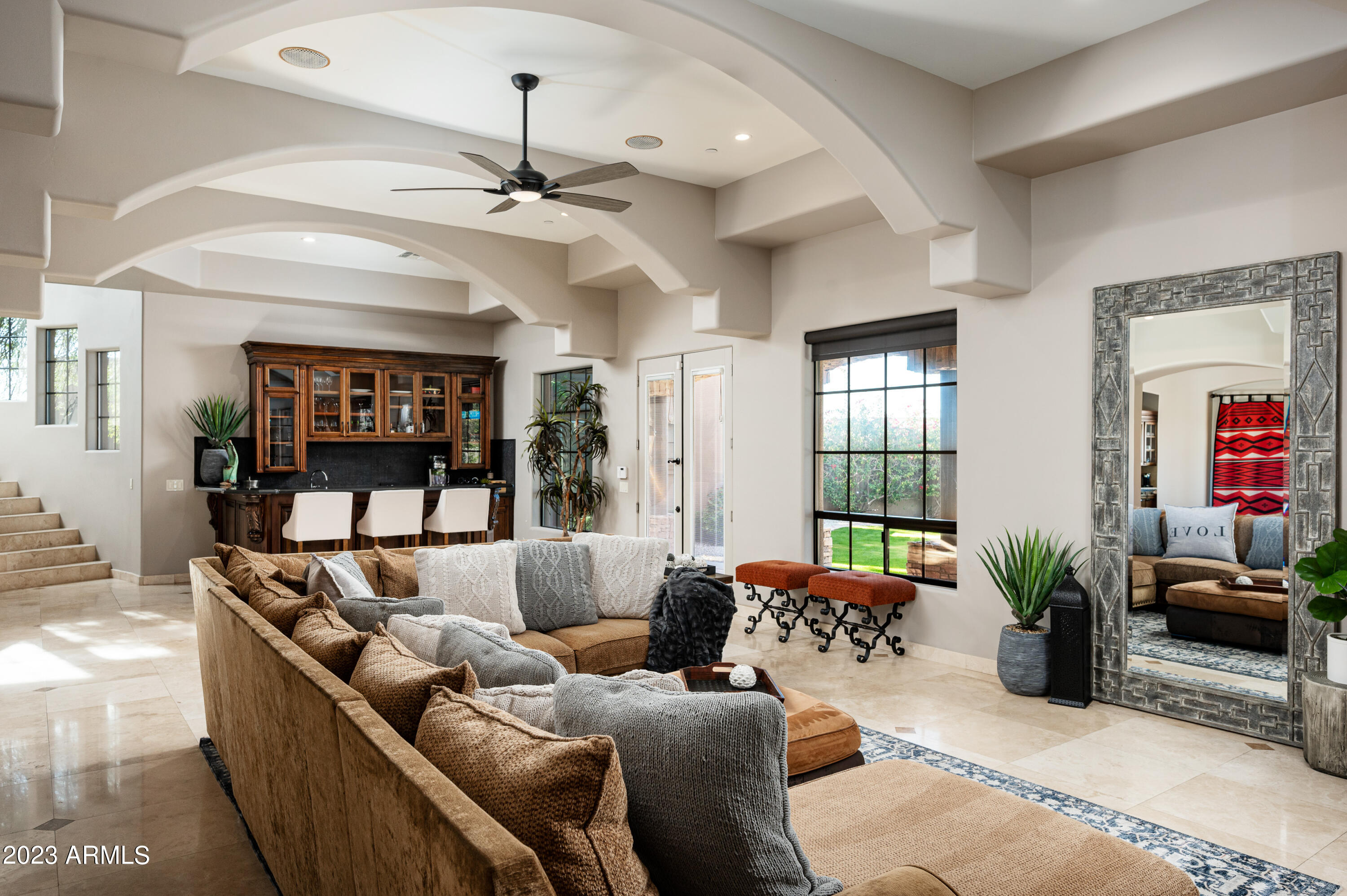 PINNACLE PARADISE - Residential
